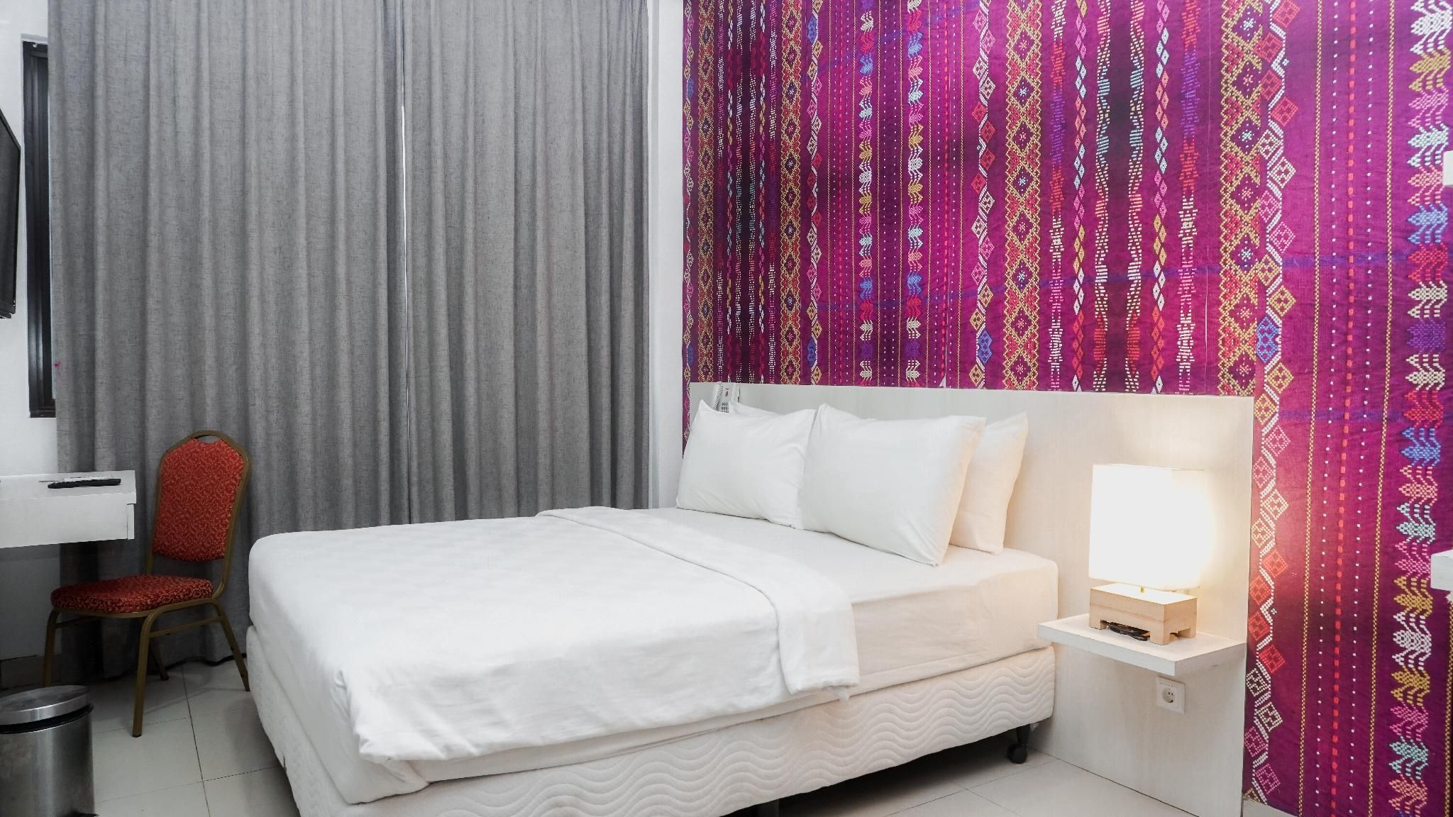 Alam Hotel by Cordela Queen Room 2