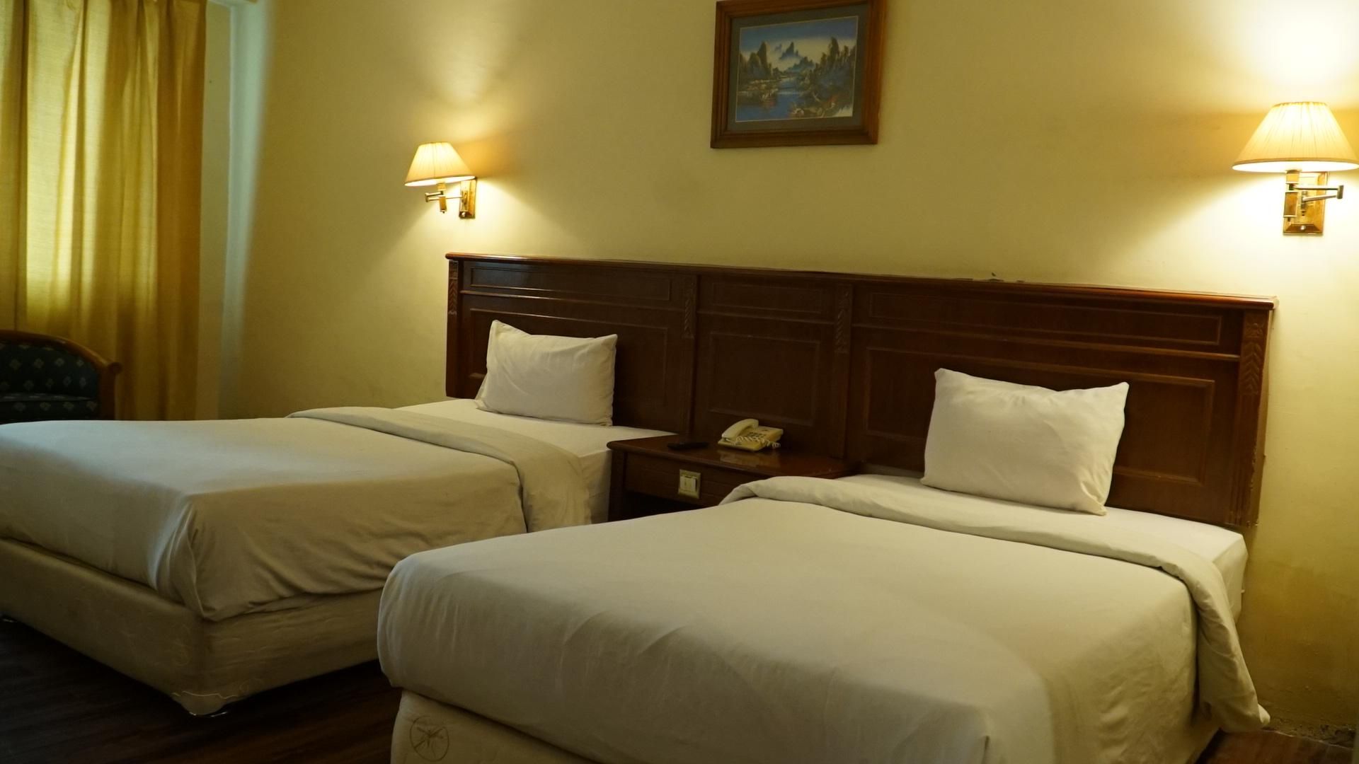 Madani Hotel Medan Superior Room 3
