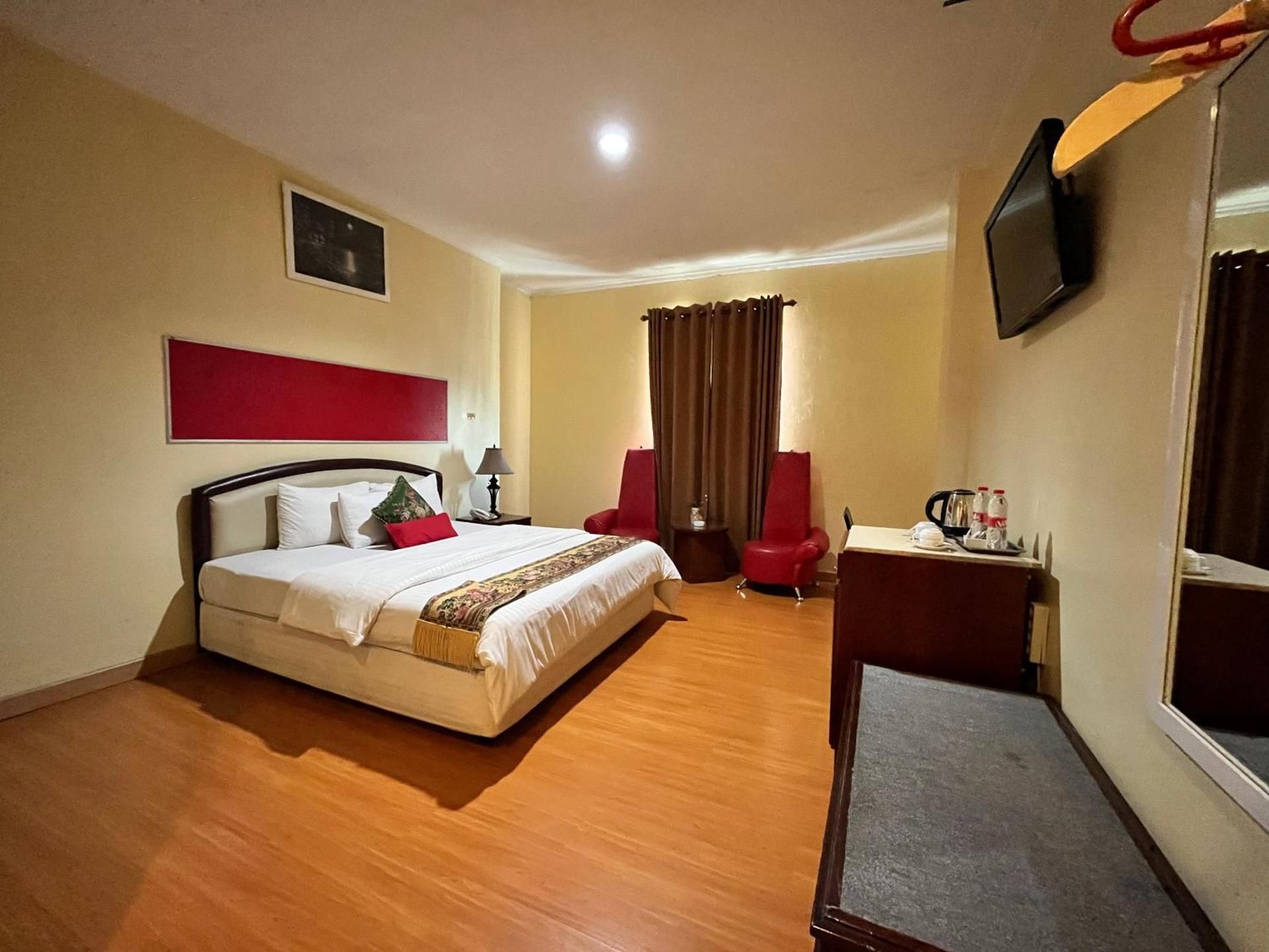 Deluxe Suite