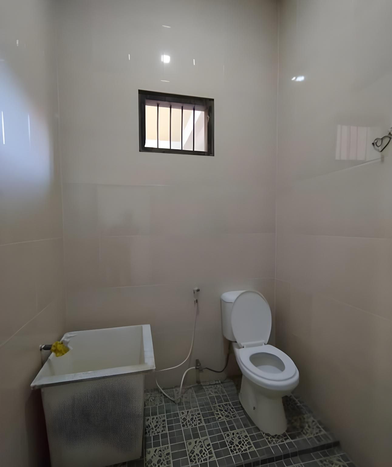 Single Room without Air Conditioning