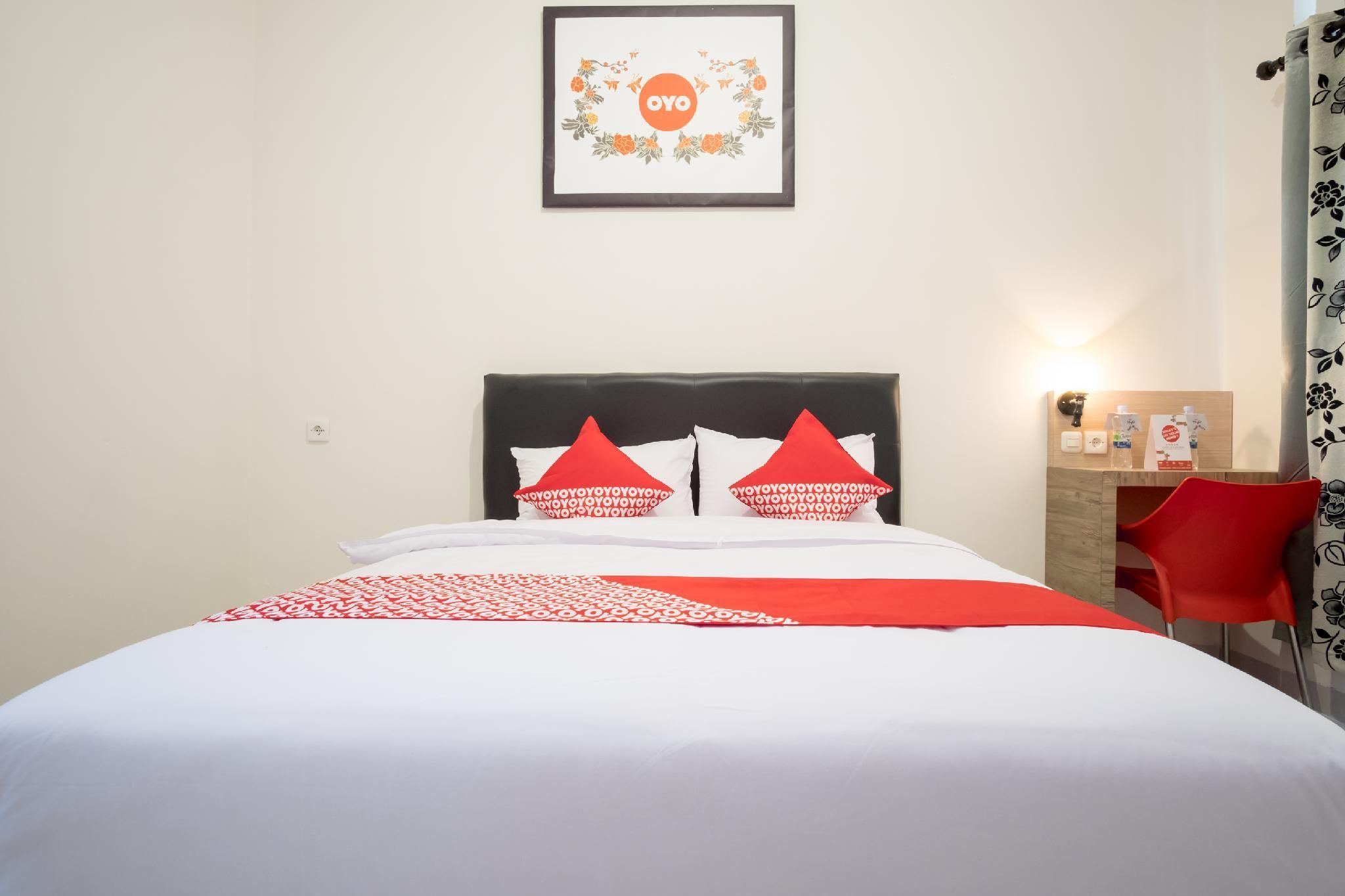 Capital O 873 Kamani Homestay Syariah Deluxe Double Room