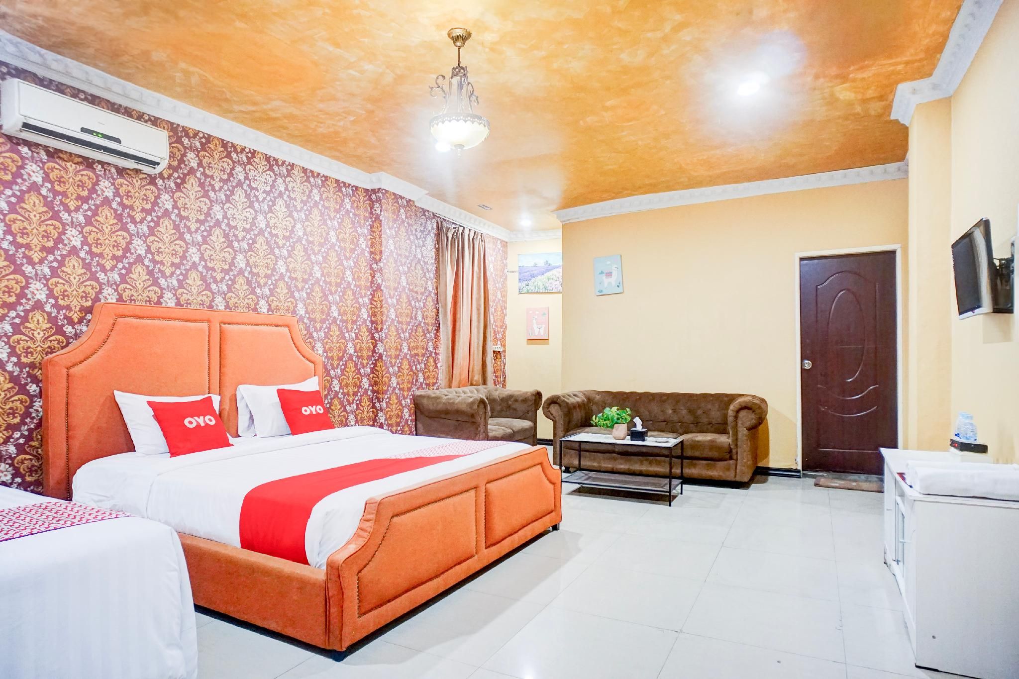 Suite Triple Room