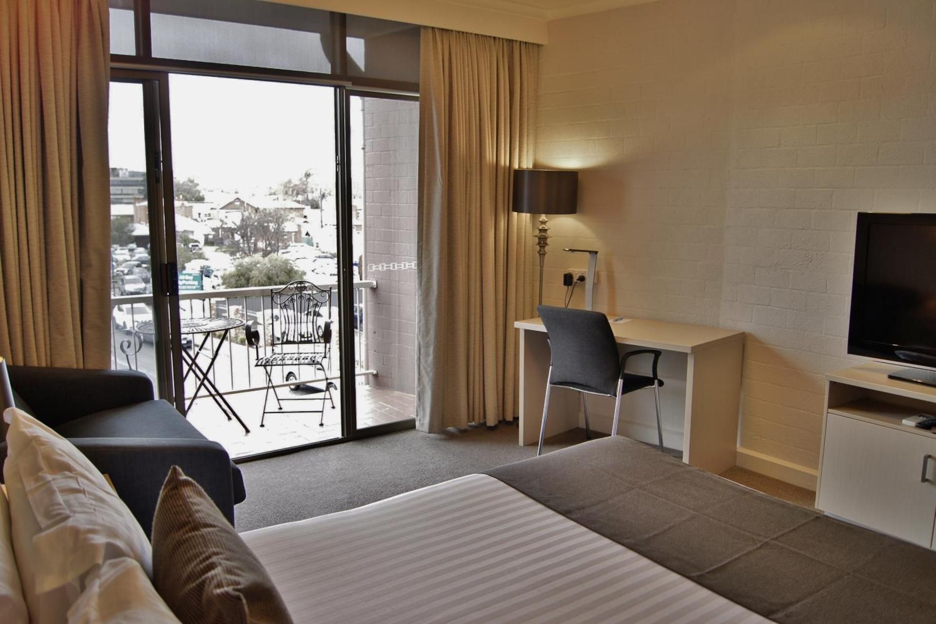 One-Bedroom Spa Suite