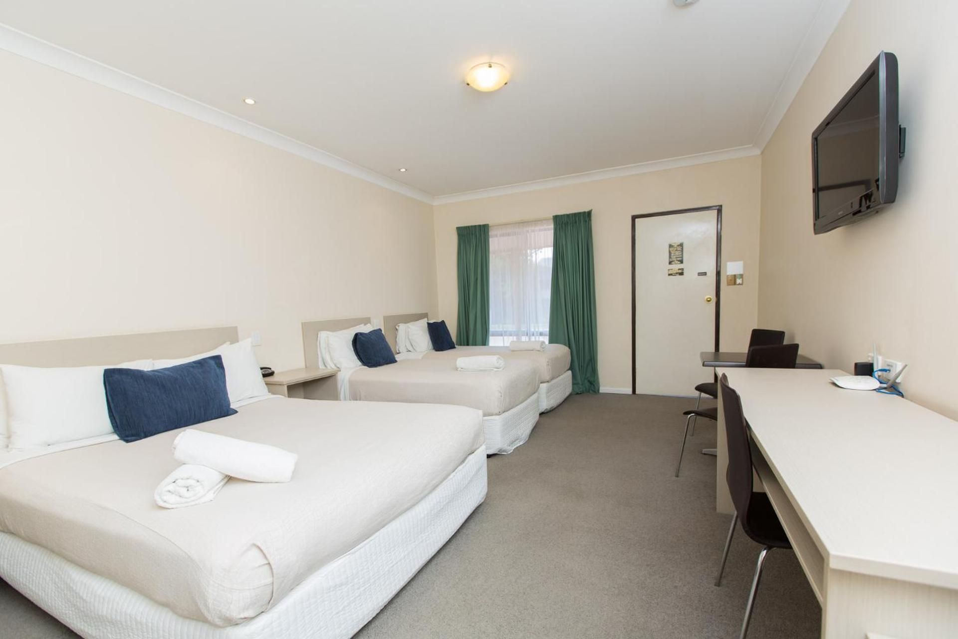 Twin Suite