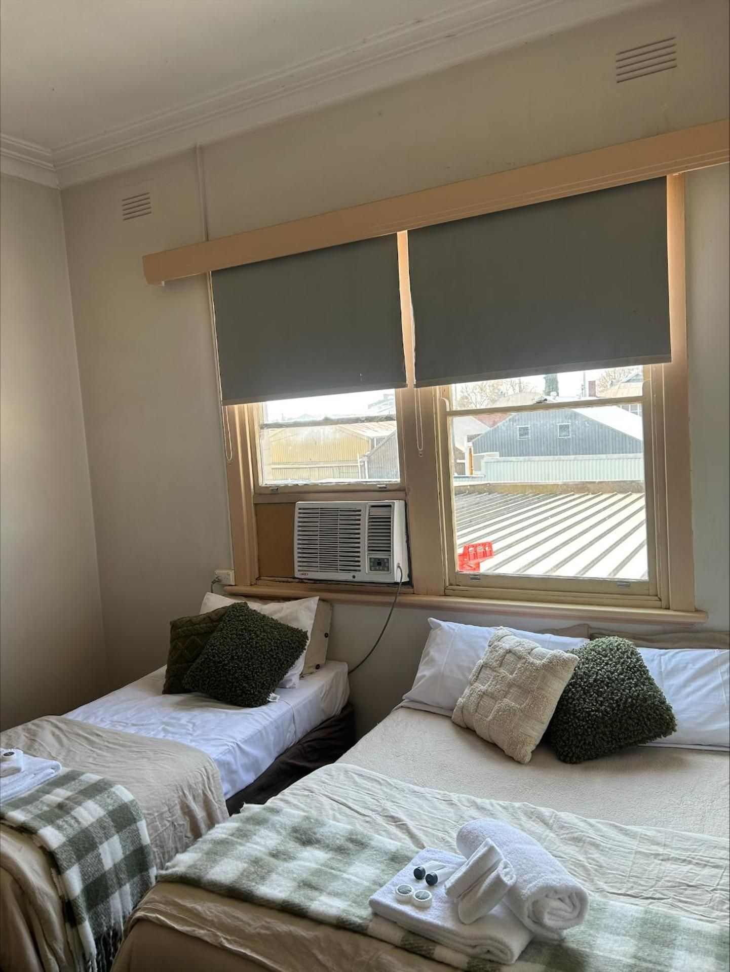Triple Room with Private Bathroom