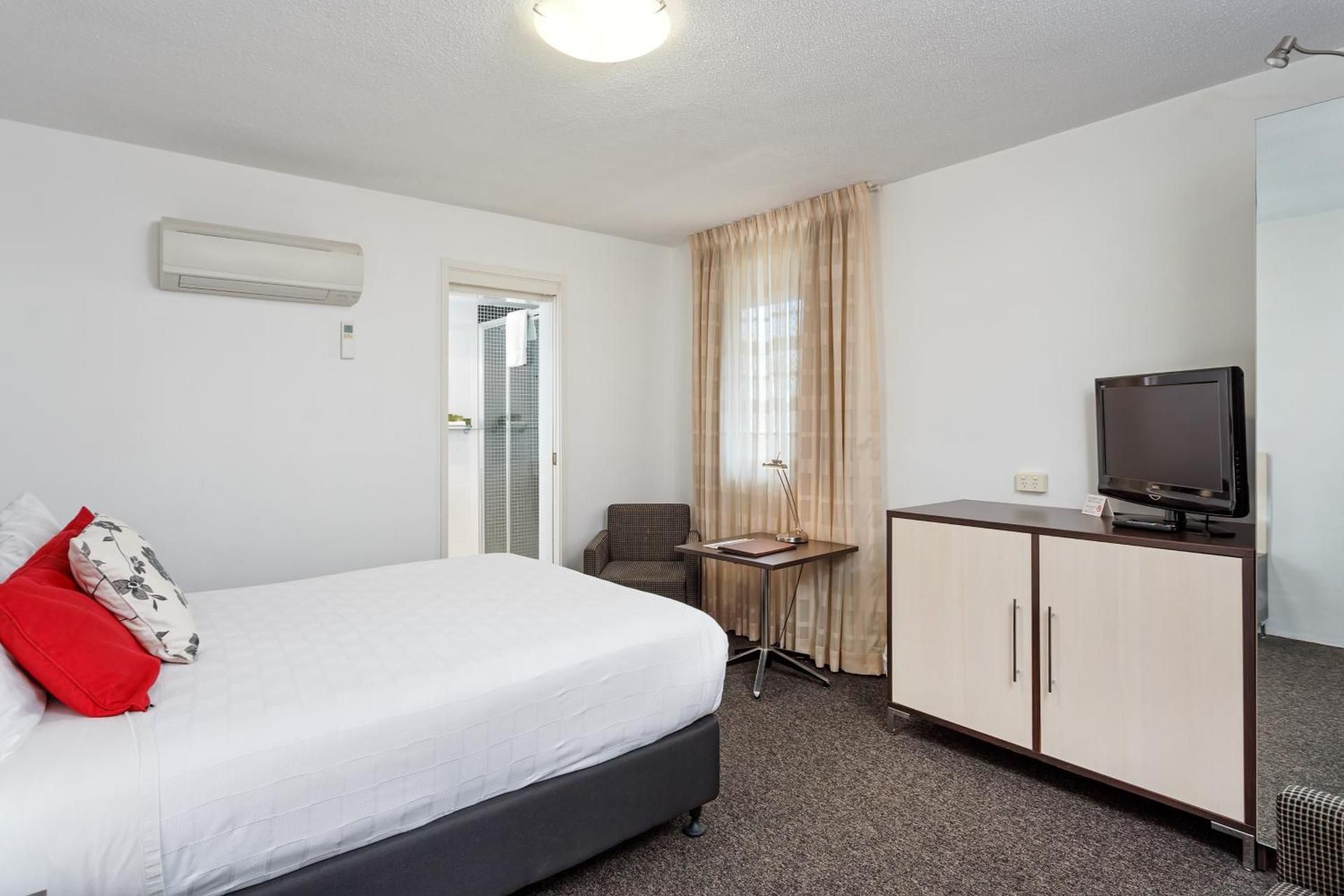 Budget Room