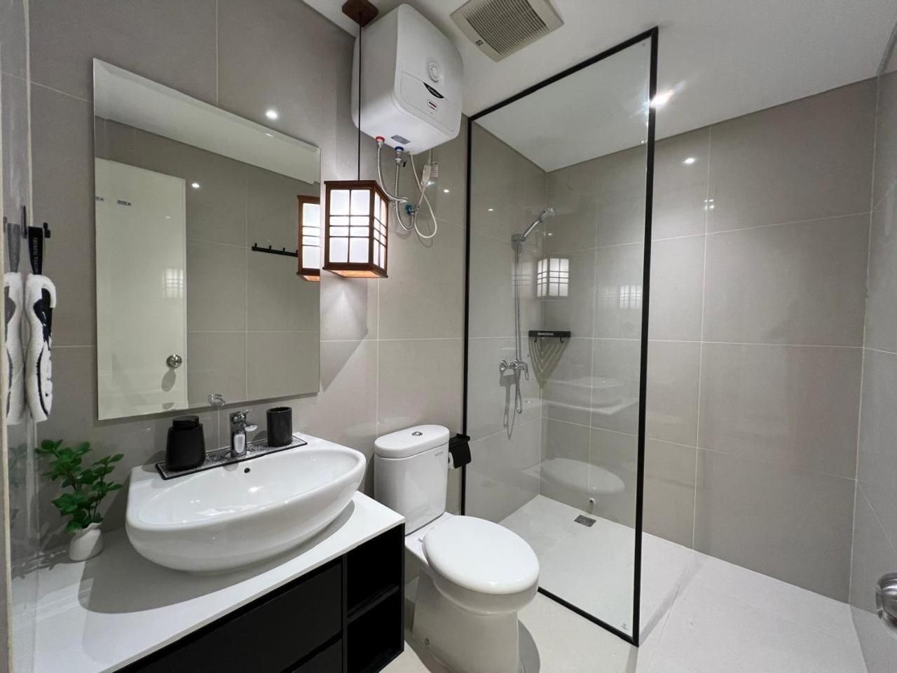 Two-Bedroom Apartment with City View