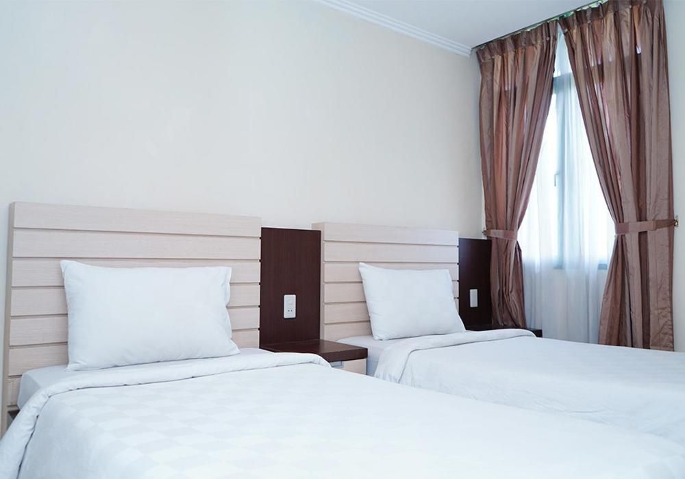 Three-Bedroom Deluxe Apartment