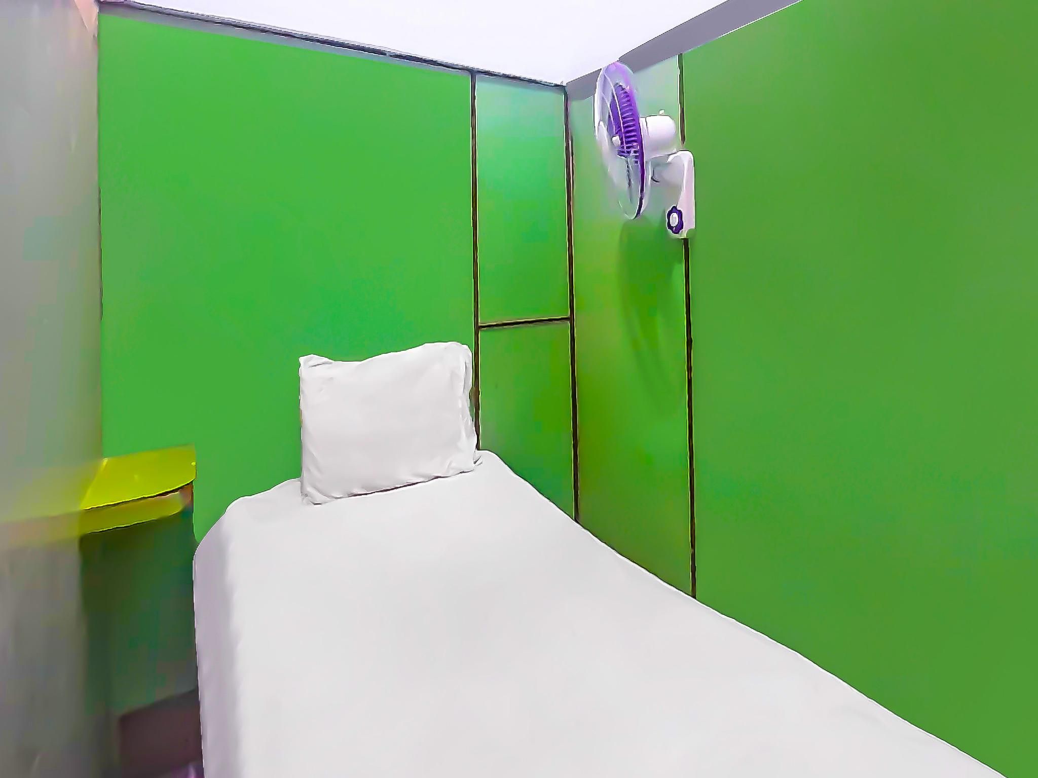 Spot On Single Room