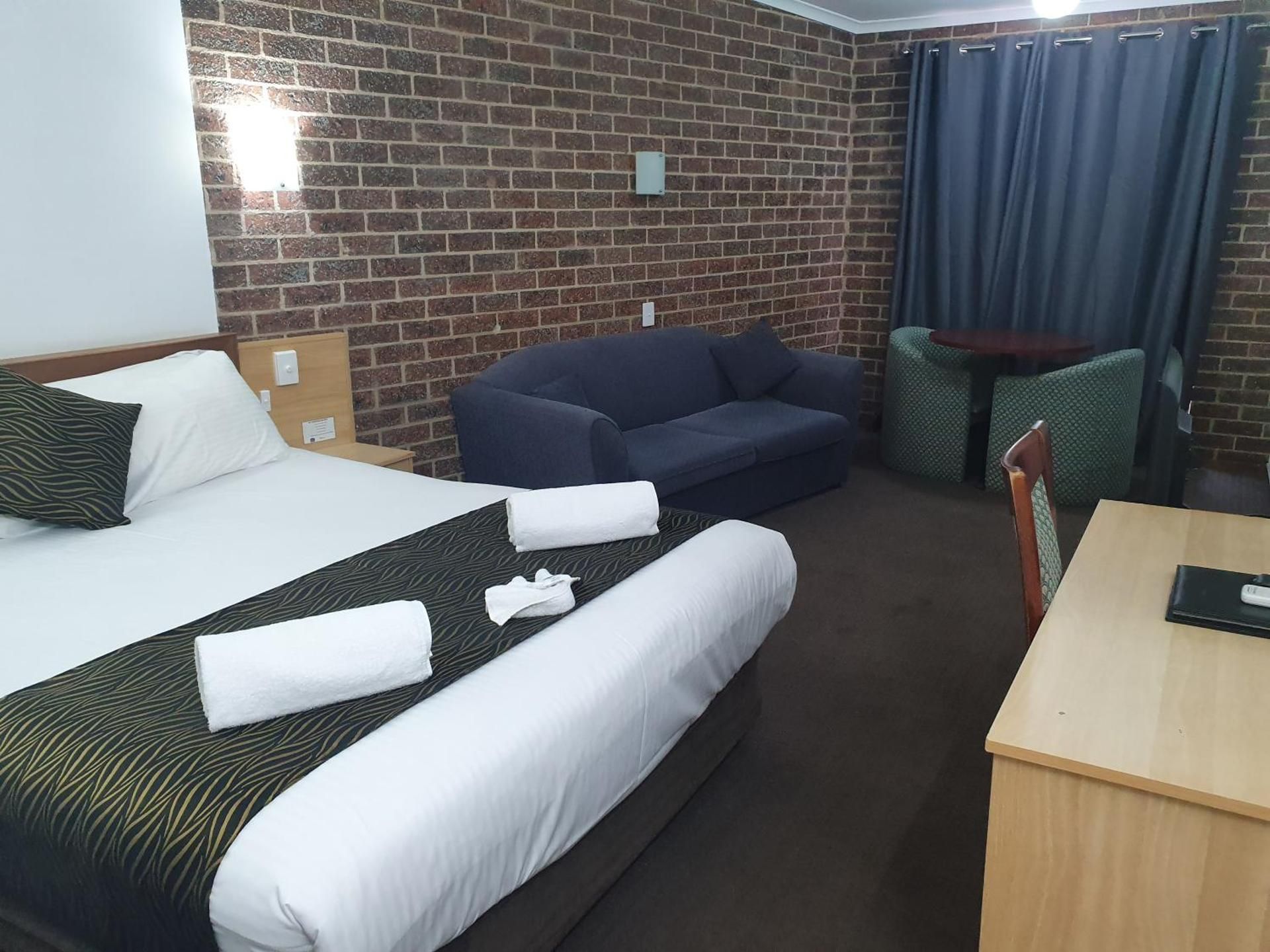 Queen Room