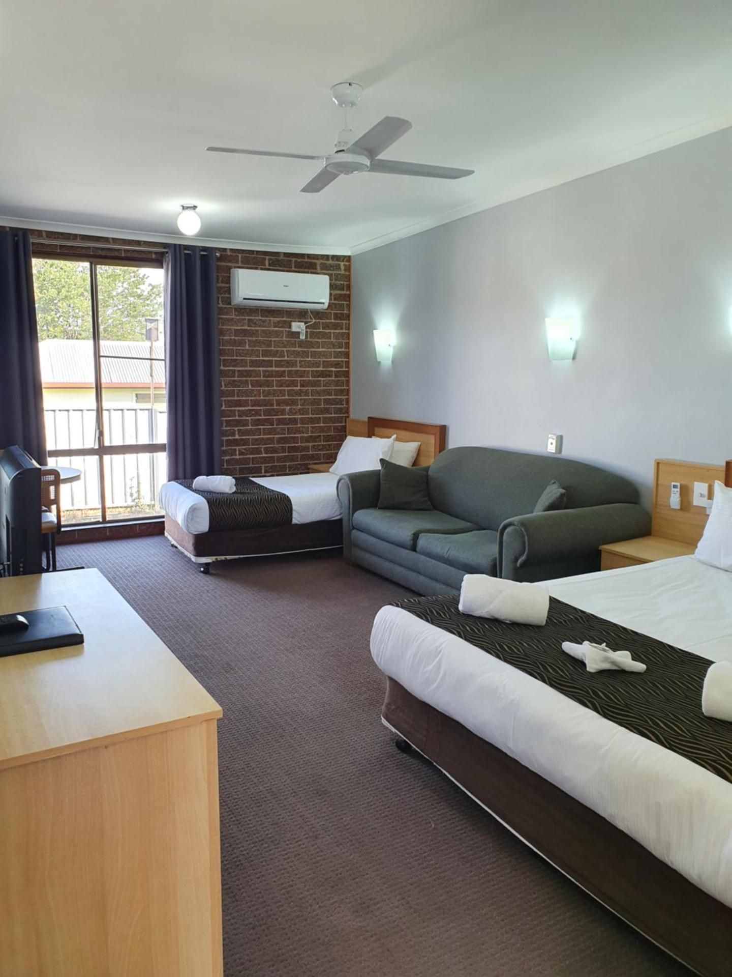 Queen Suite with Sofa Bed