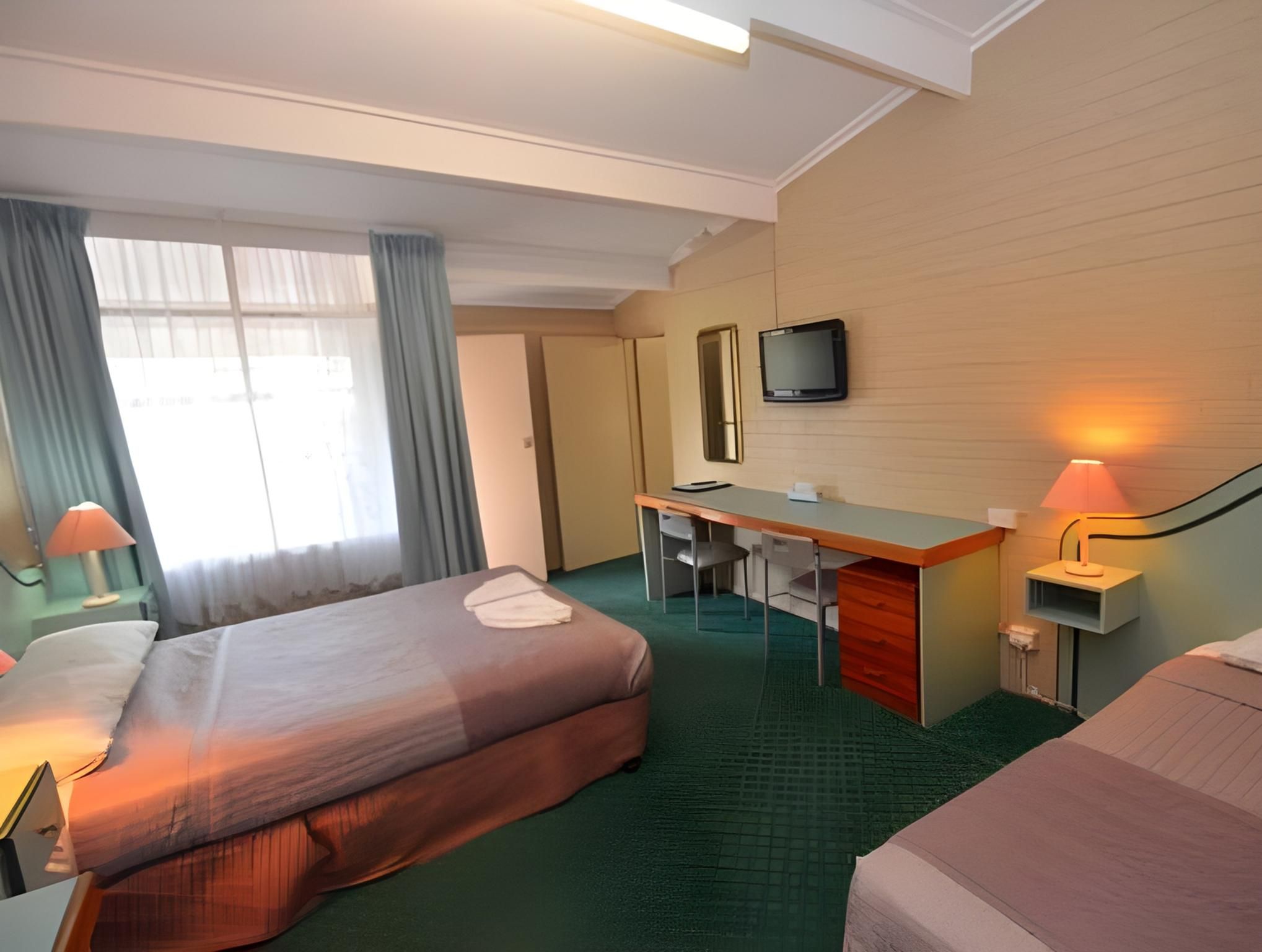 Interconnecting Room