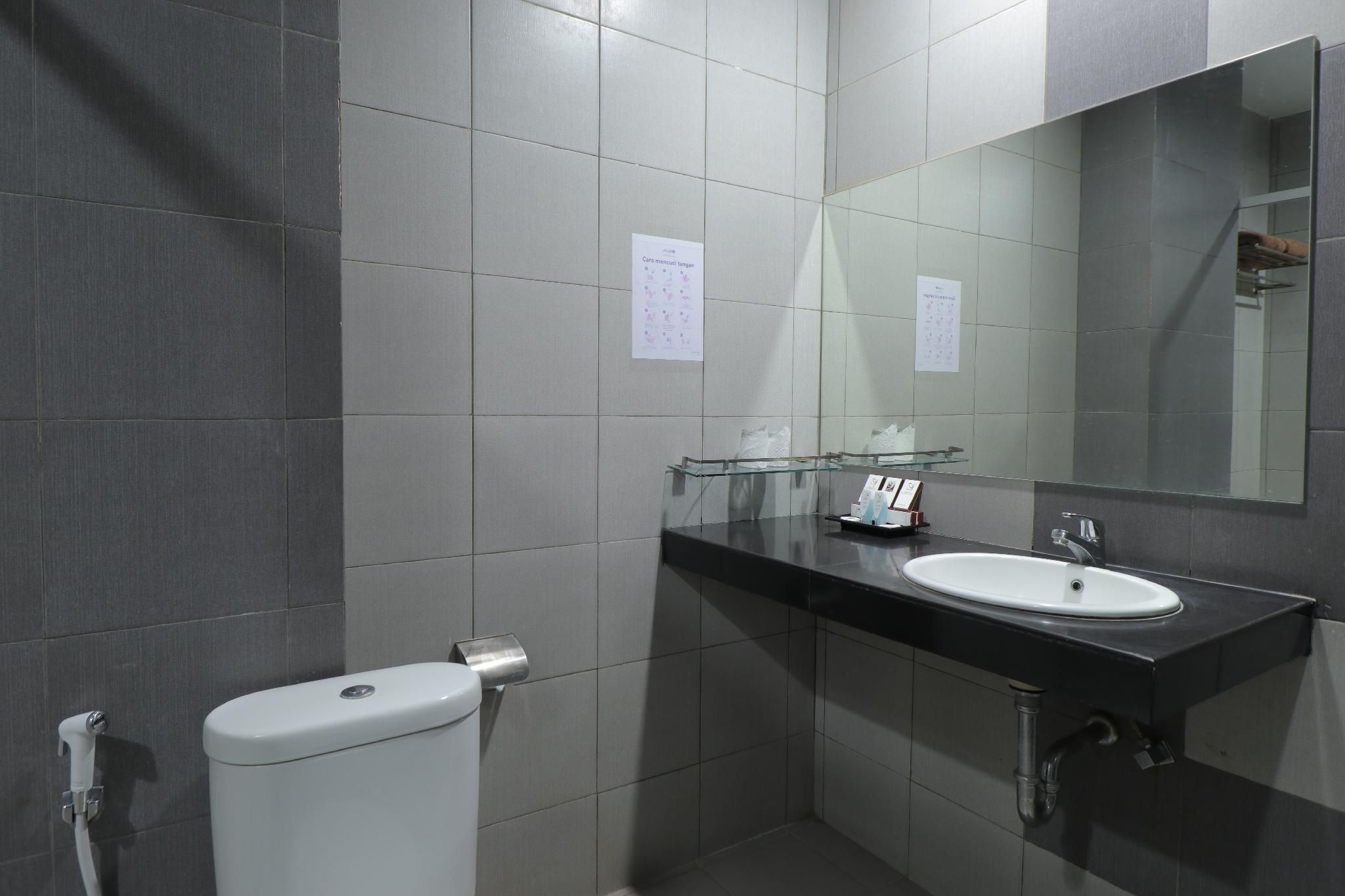 Saka Hotel Medan Superior Double Room 3