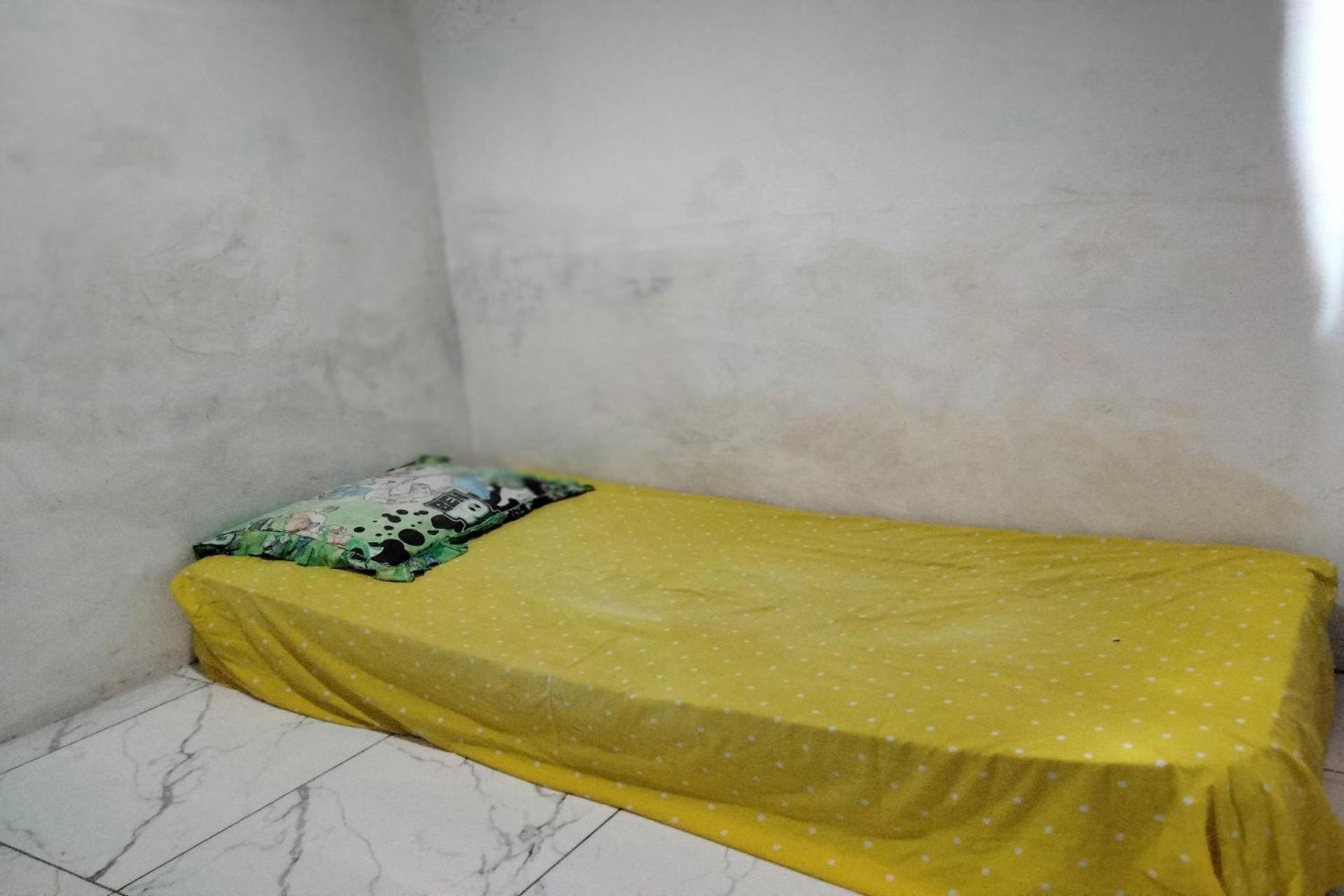Small Single Room