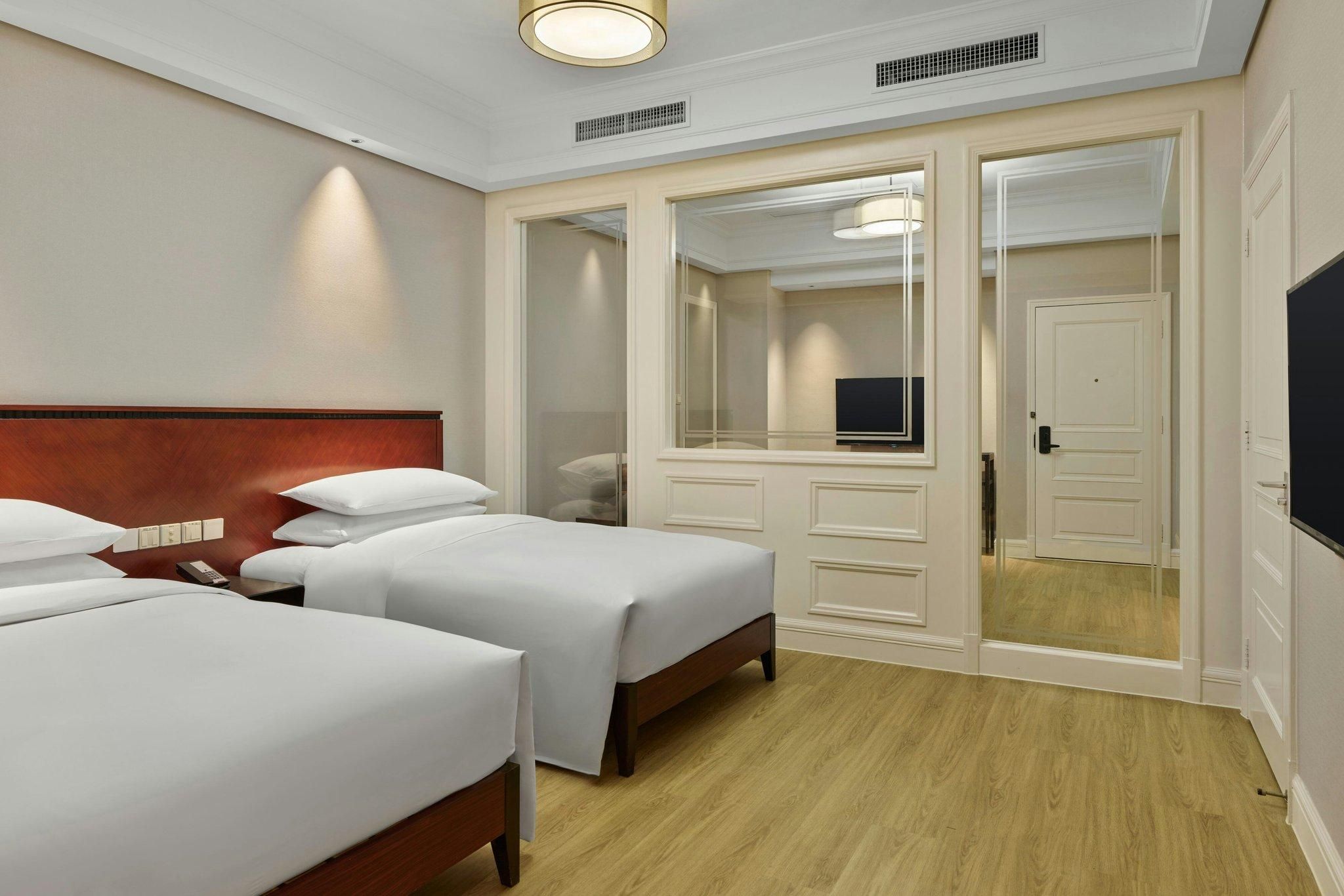 Sheraton Jiujiang Premium Double, Guest room, 2 Double, City view