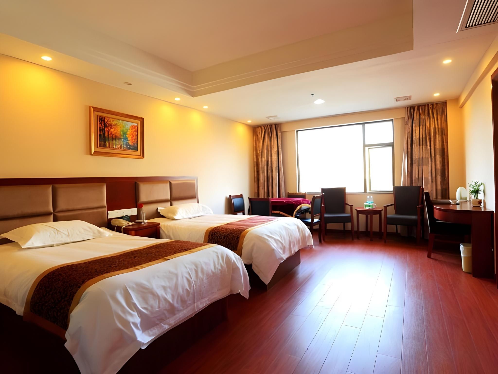 Twin Deluxe Room