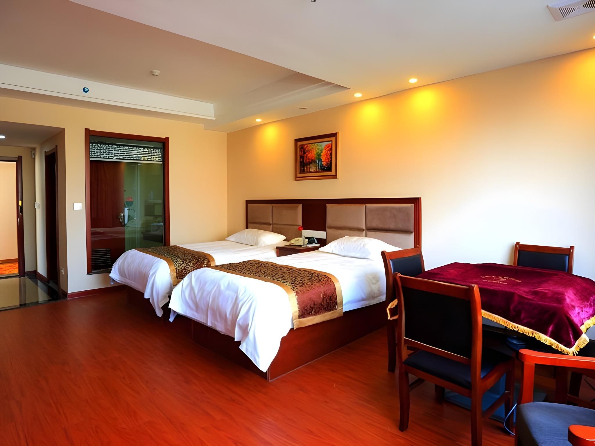 Twin Deluxe Room