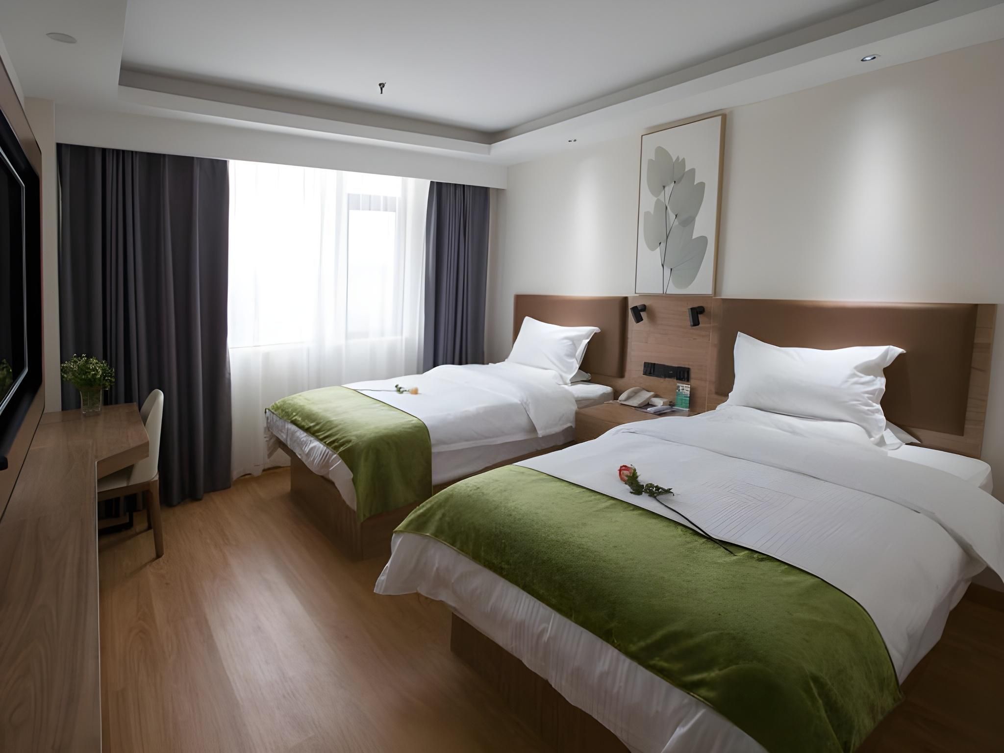 2 Bed Twin Superior Room