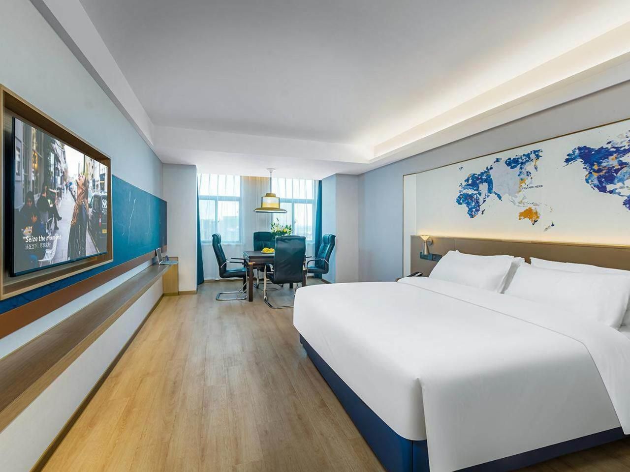 Double Room with Mah-jongg