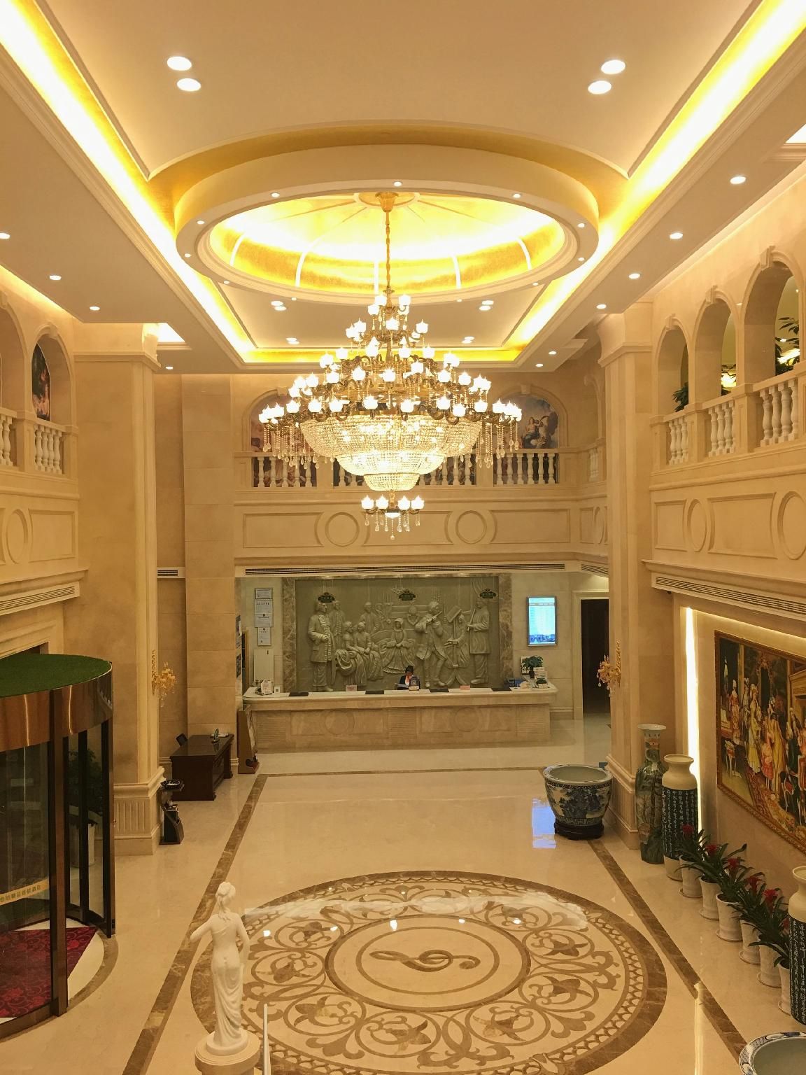 Vienna Hotel Jiangxi Jiujiang Xiushui Bus Station