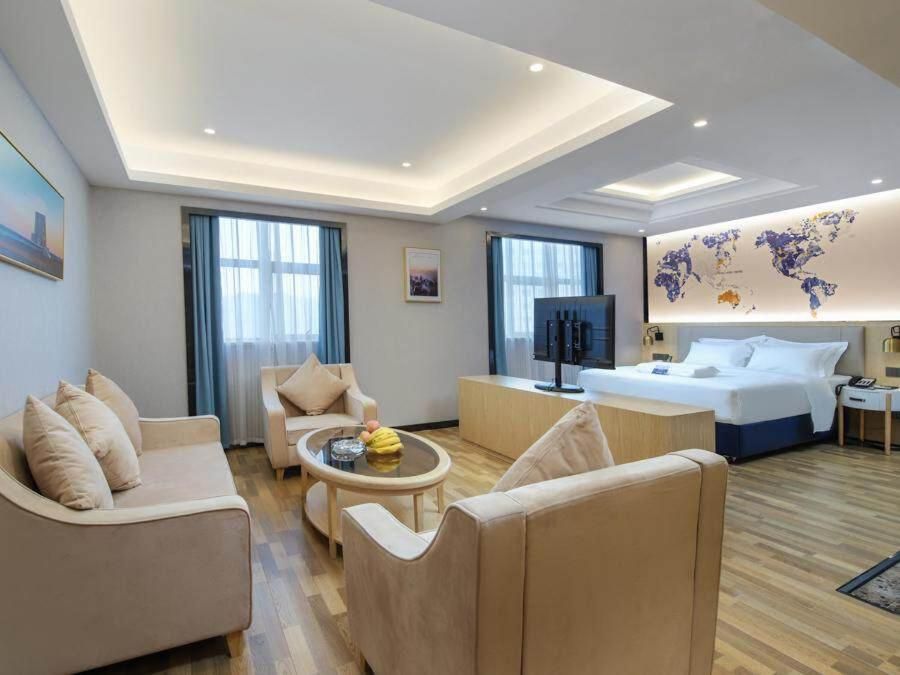 Premium Suite
