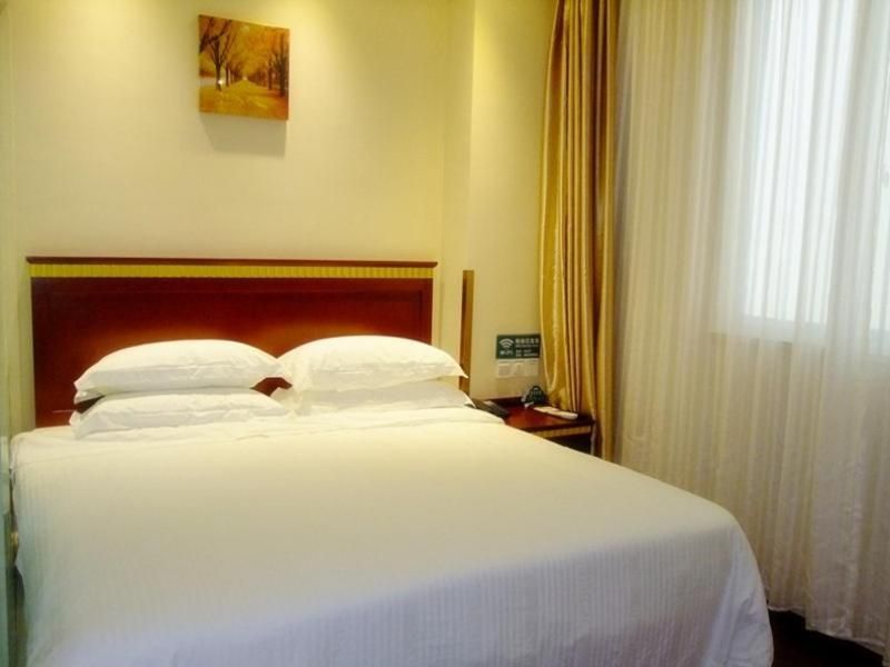 GreenTree Inn Jiujiang Shili Road Business Hotel Superior 1 Queen