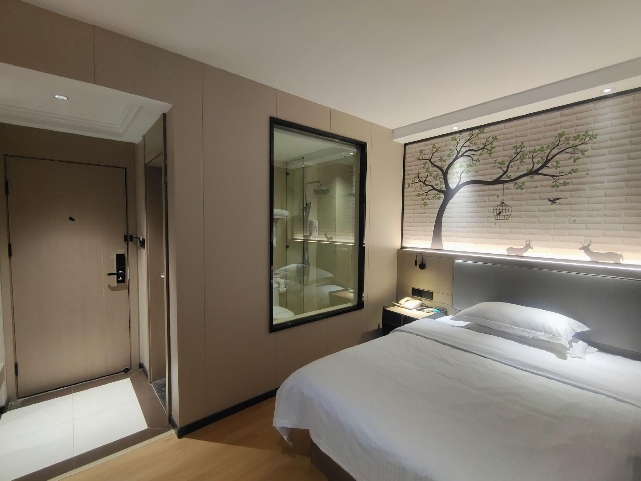 GTI - 1 Bed Guest Room, 1.5M Bed