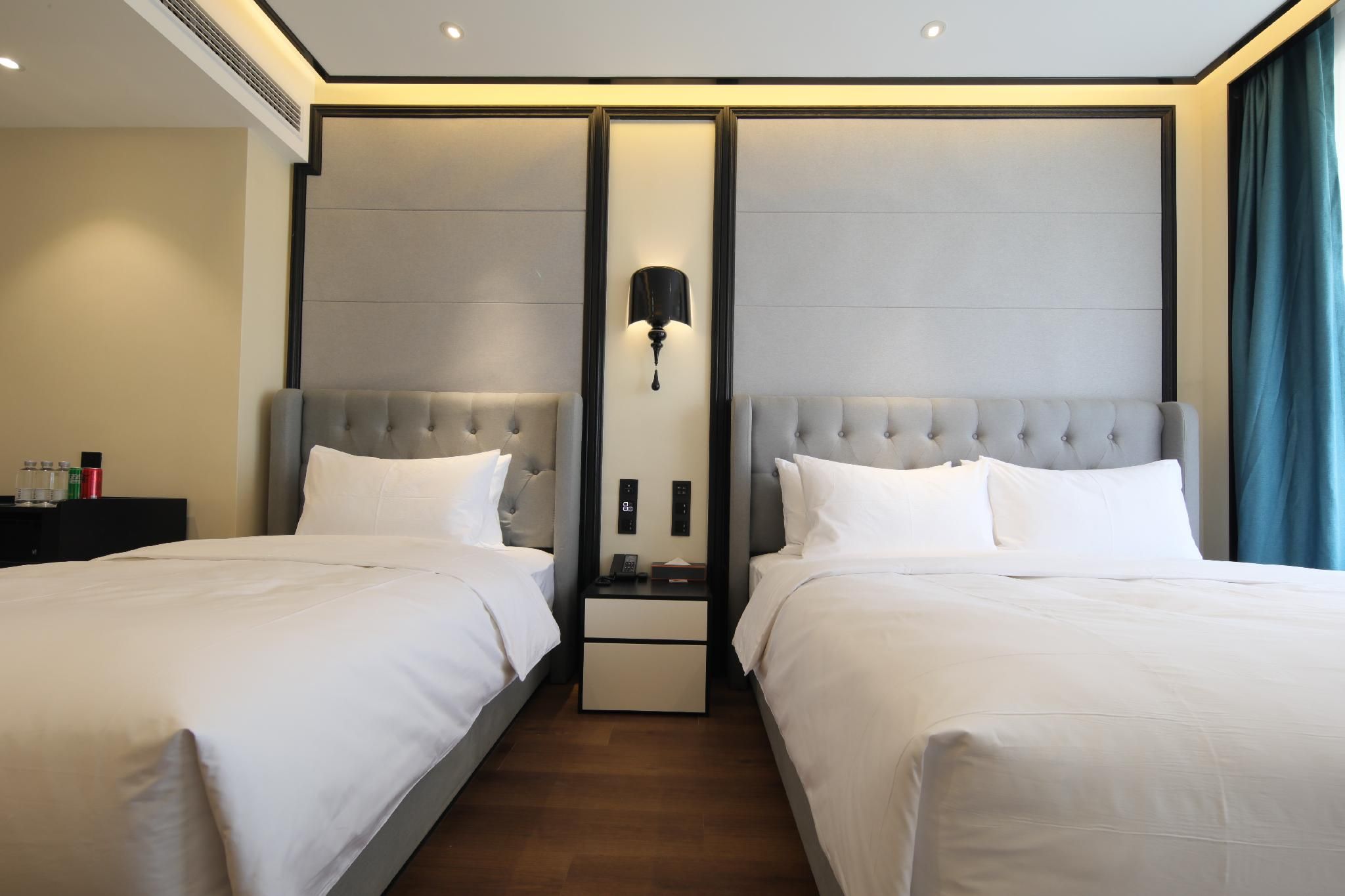 Huazhu - Family Room