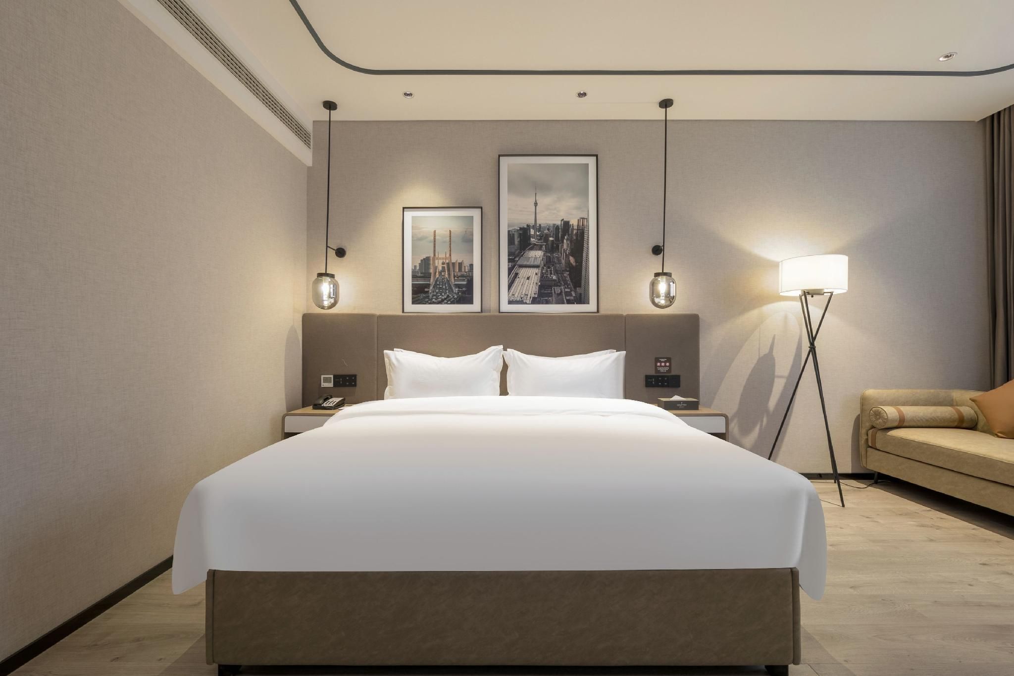 WH - Deluxe Bed Room