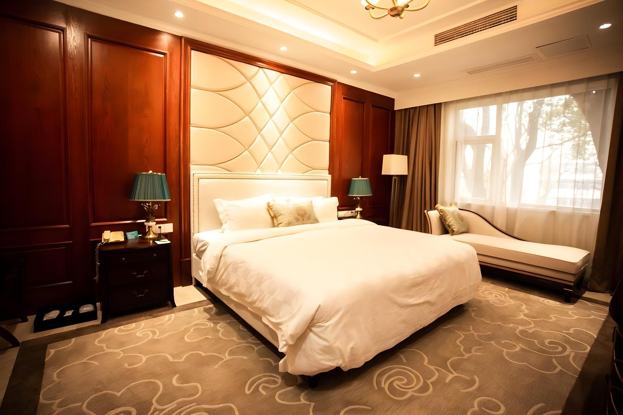 Presidential Suite