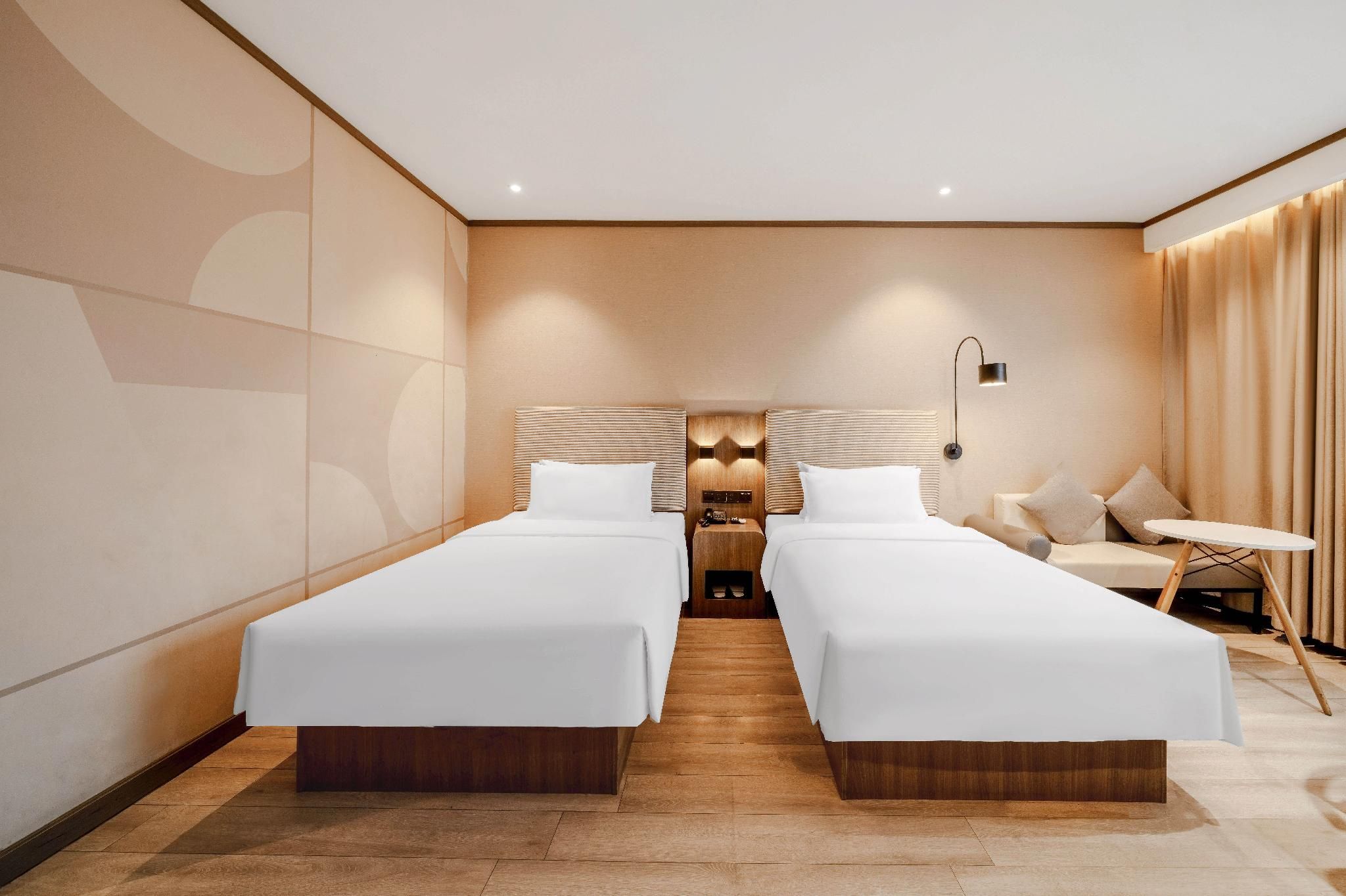 Twin Business Room