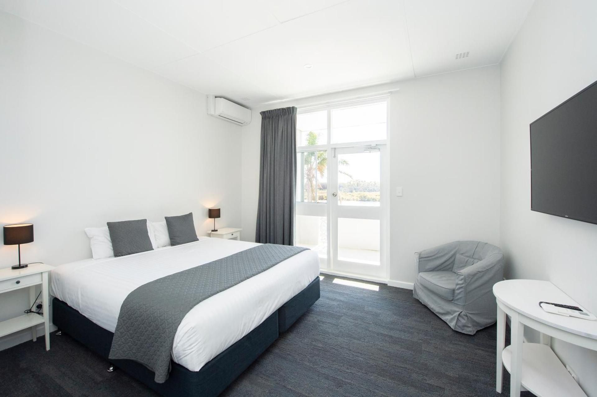 King Room with Balcony