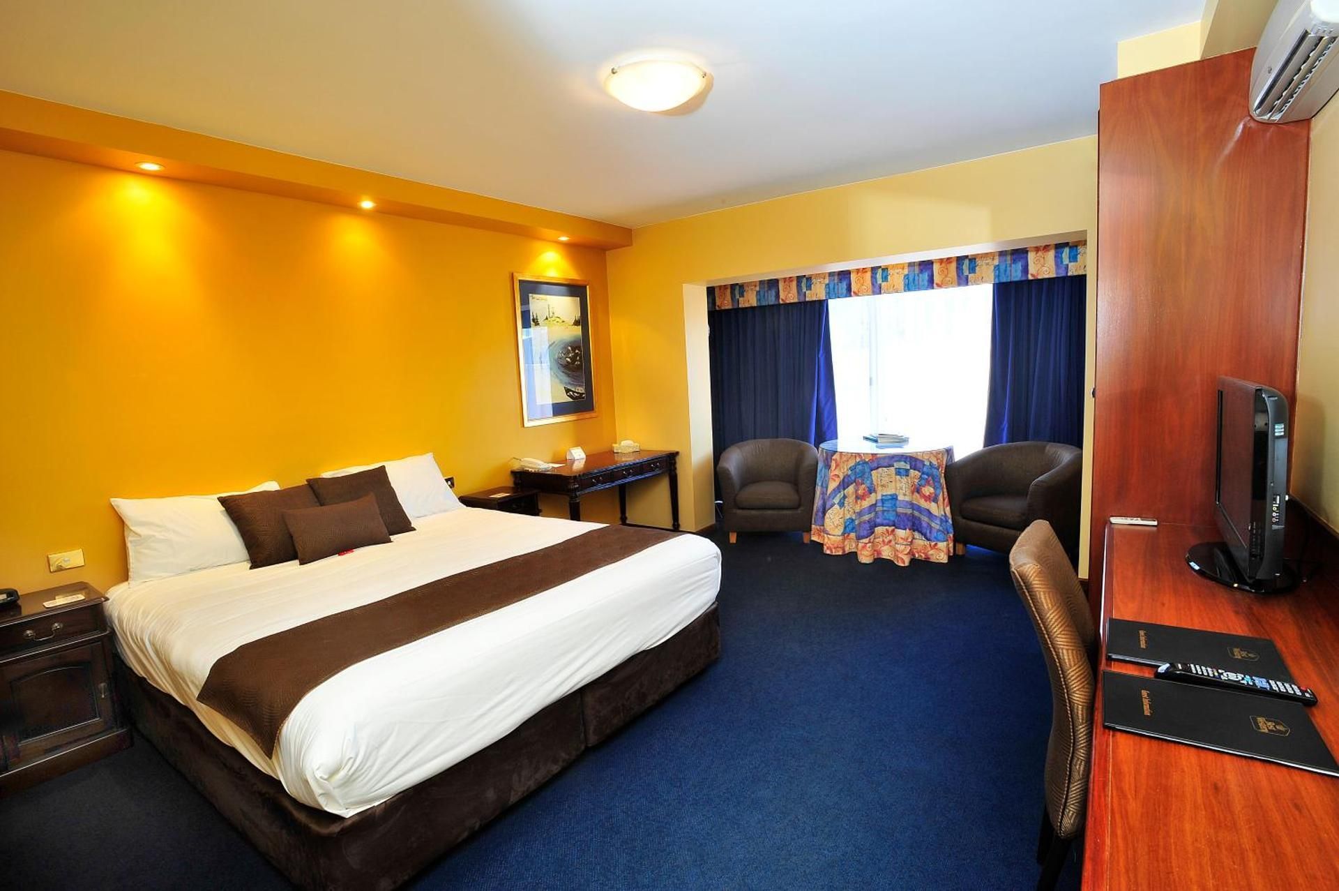 Executive King Room