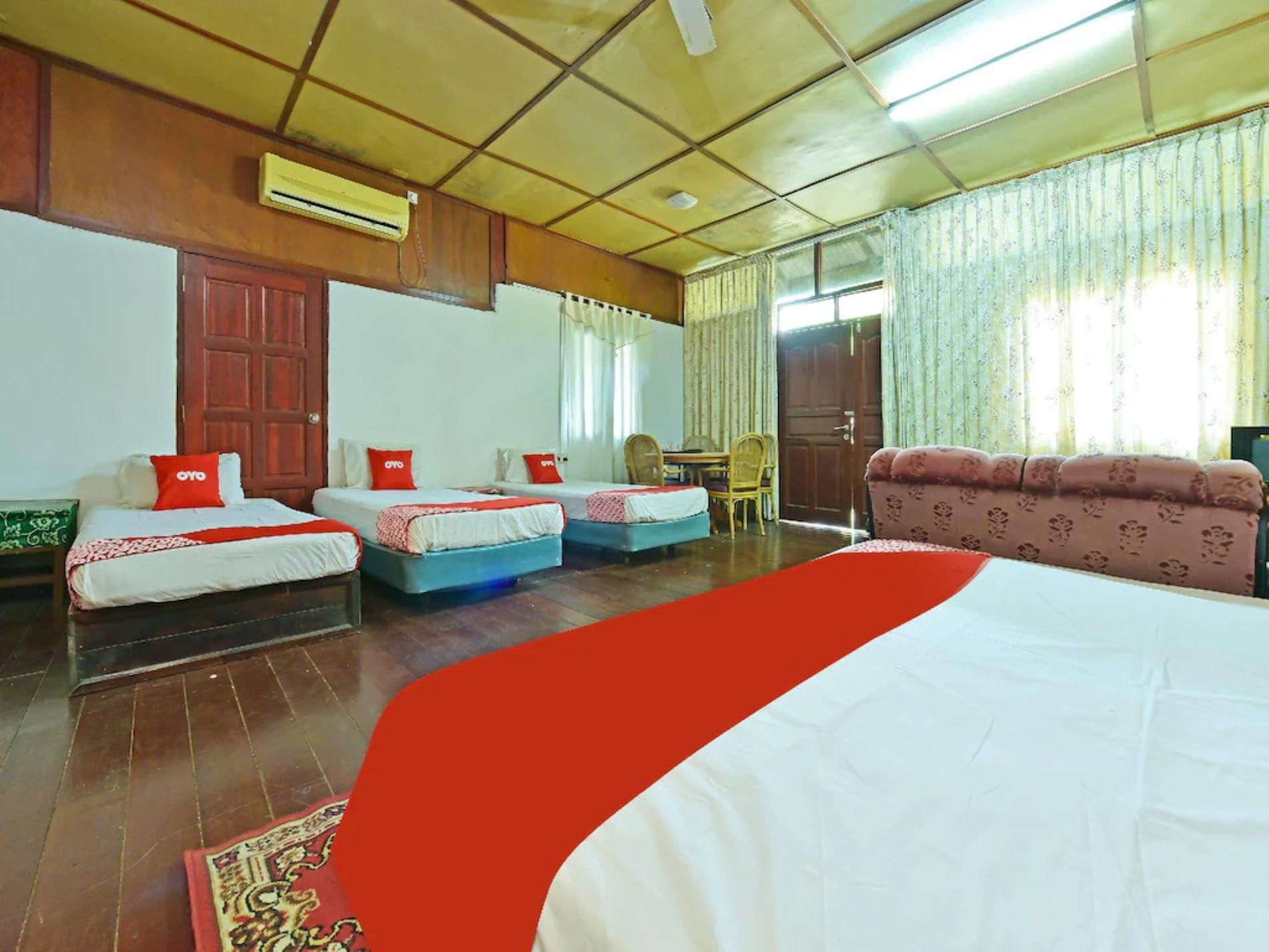 Superior Family Room