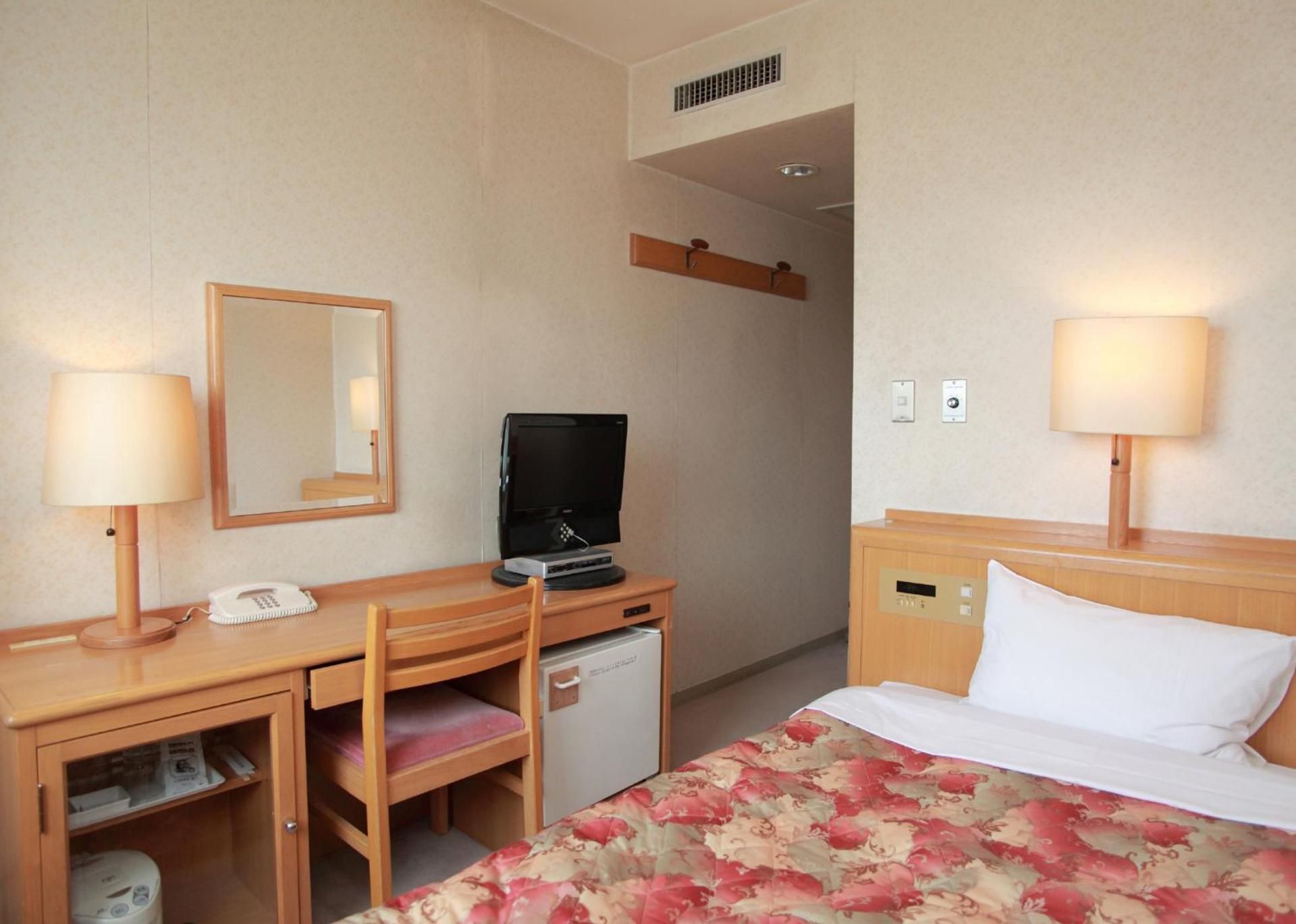 Single Room - Non-Smoking