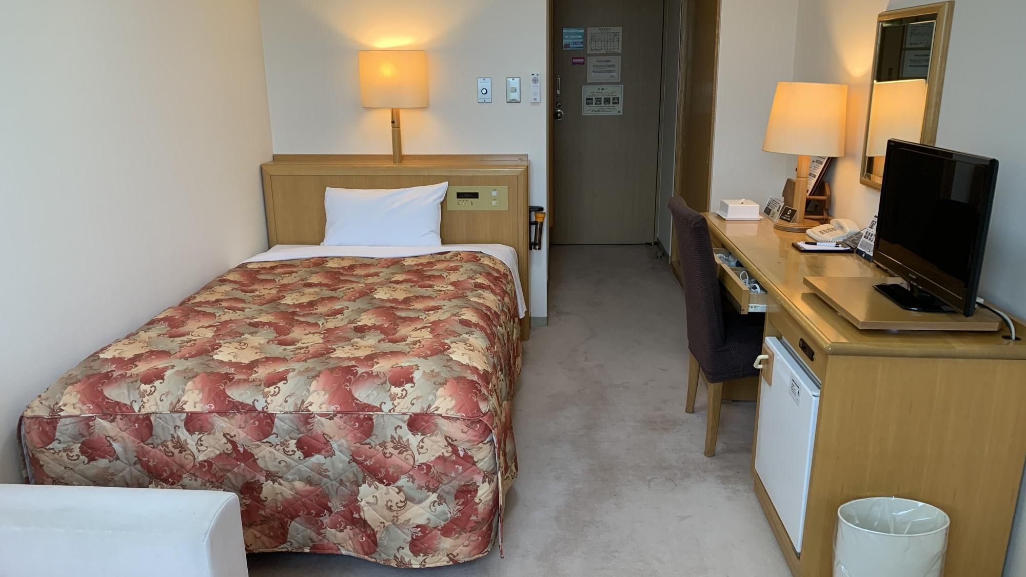 Deluxe Single Room - Smoking