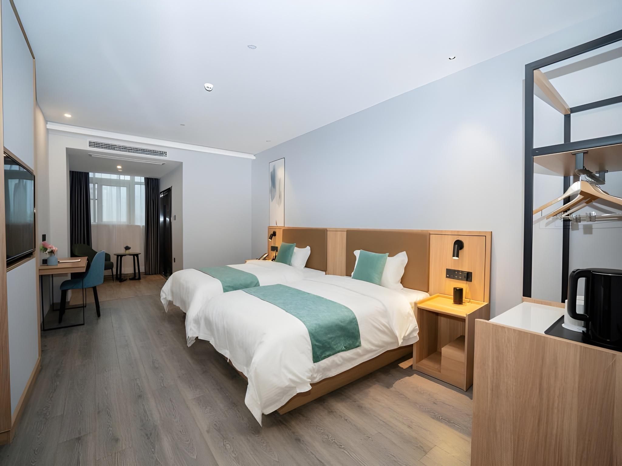 Twin Business Room