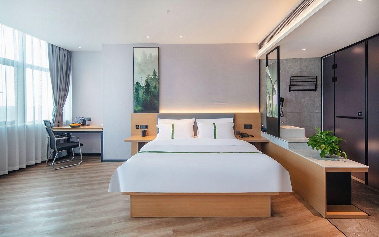 GTI - Guest Room, Chess