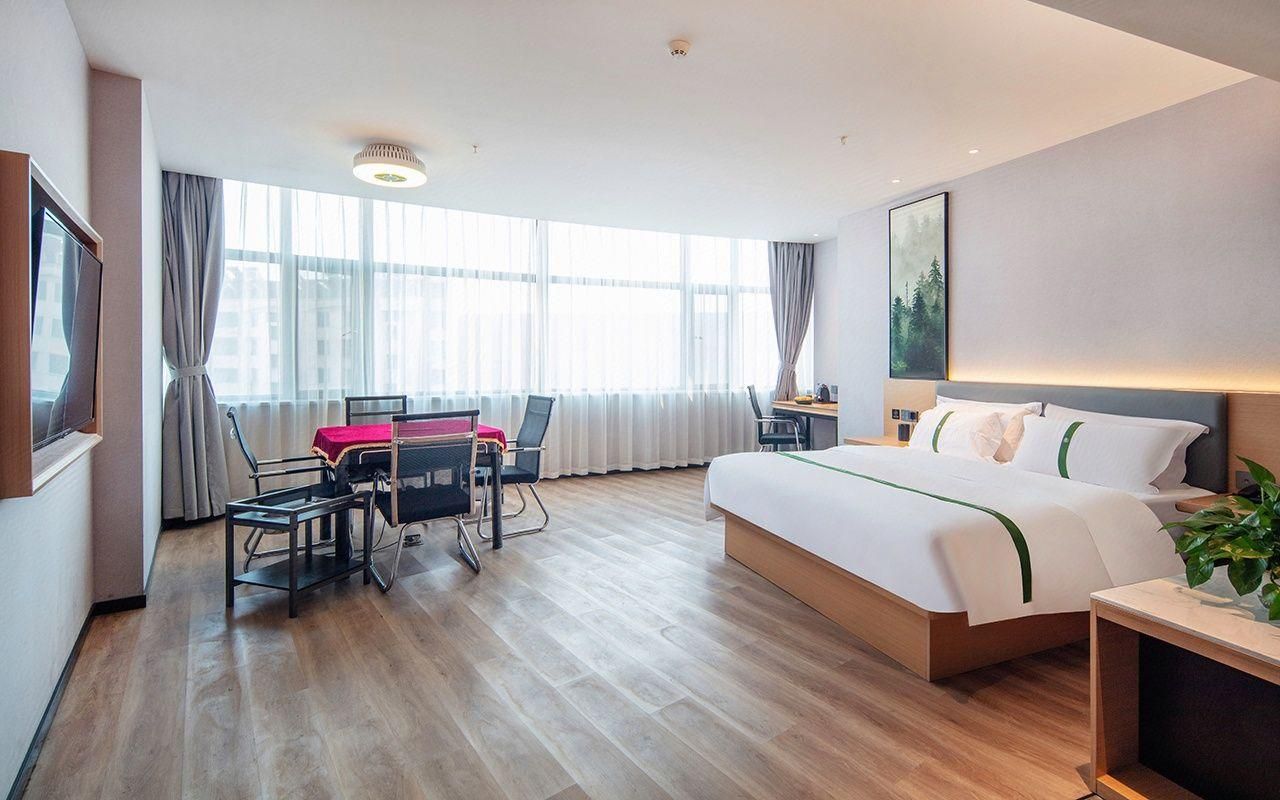 GTI - Guest Room, Chess
