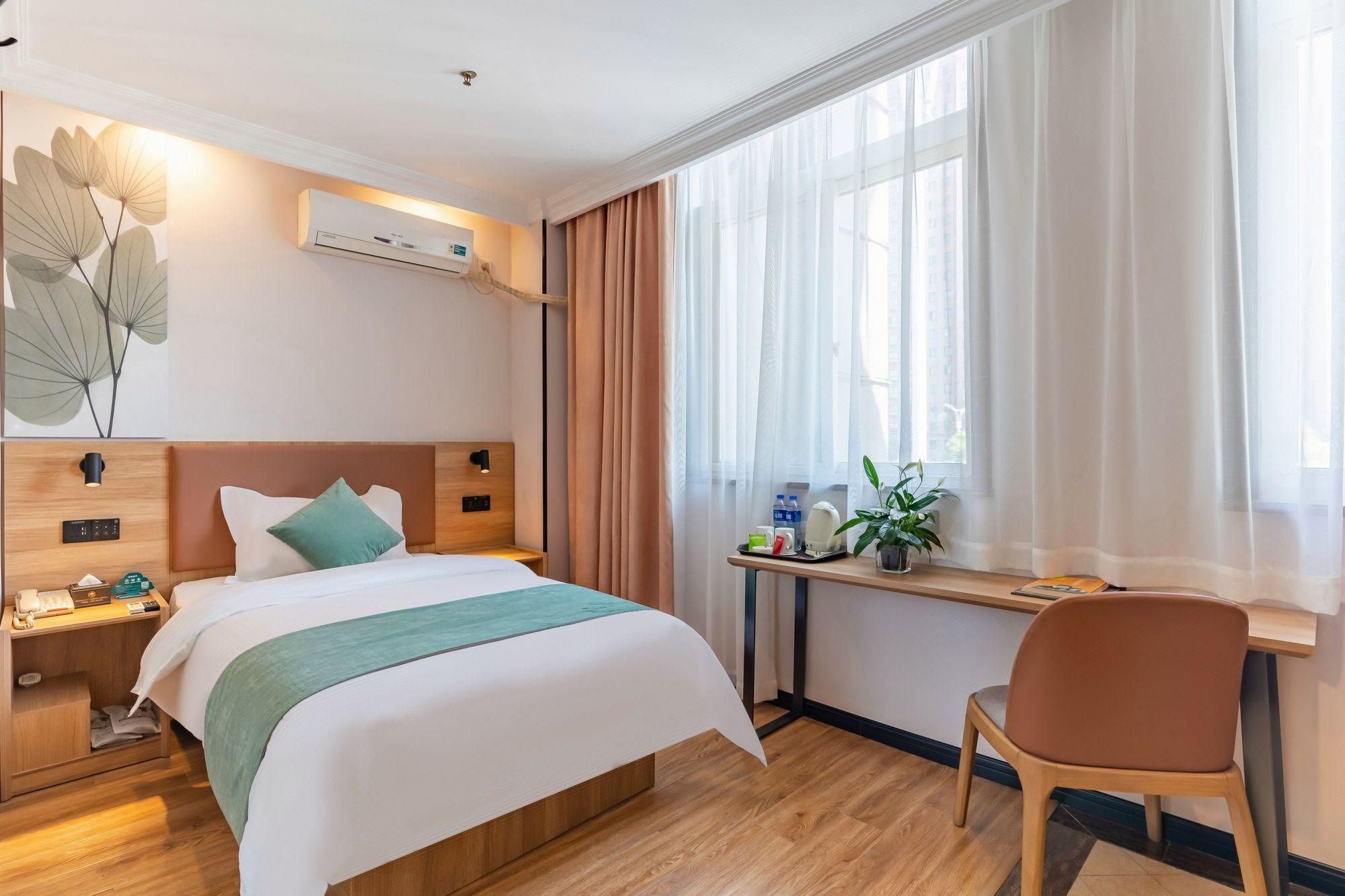 Single - Room