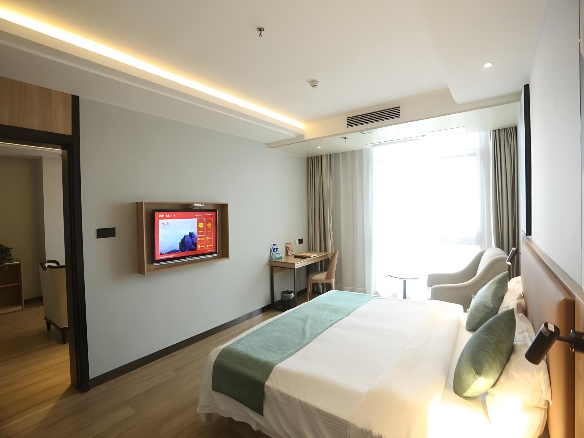 Deluxe Suite