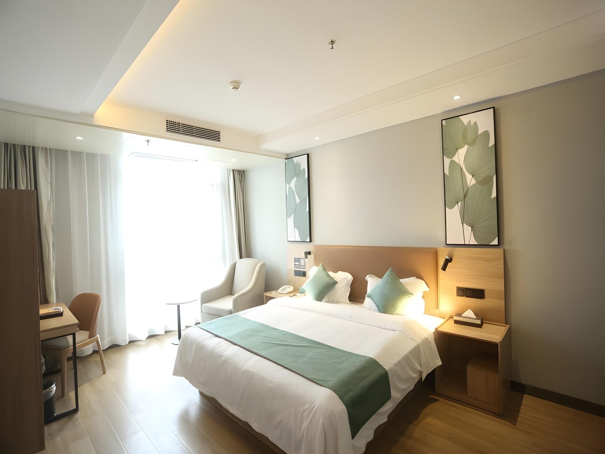 Deluxe Suite