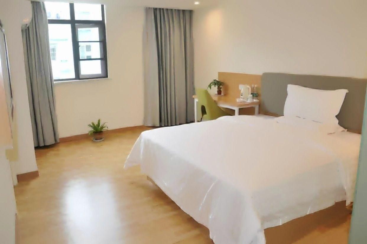 WH - Traditional Bed Room