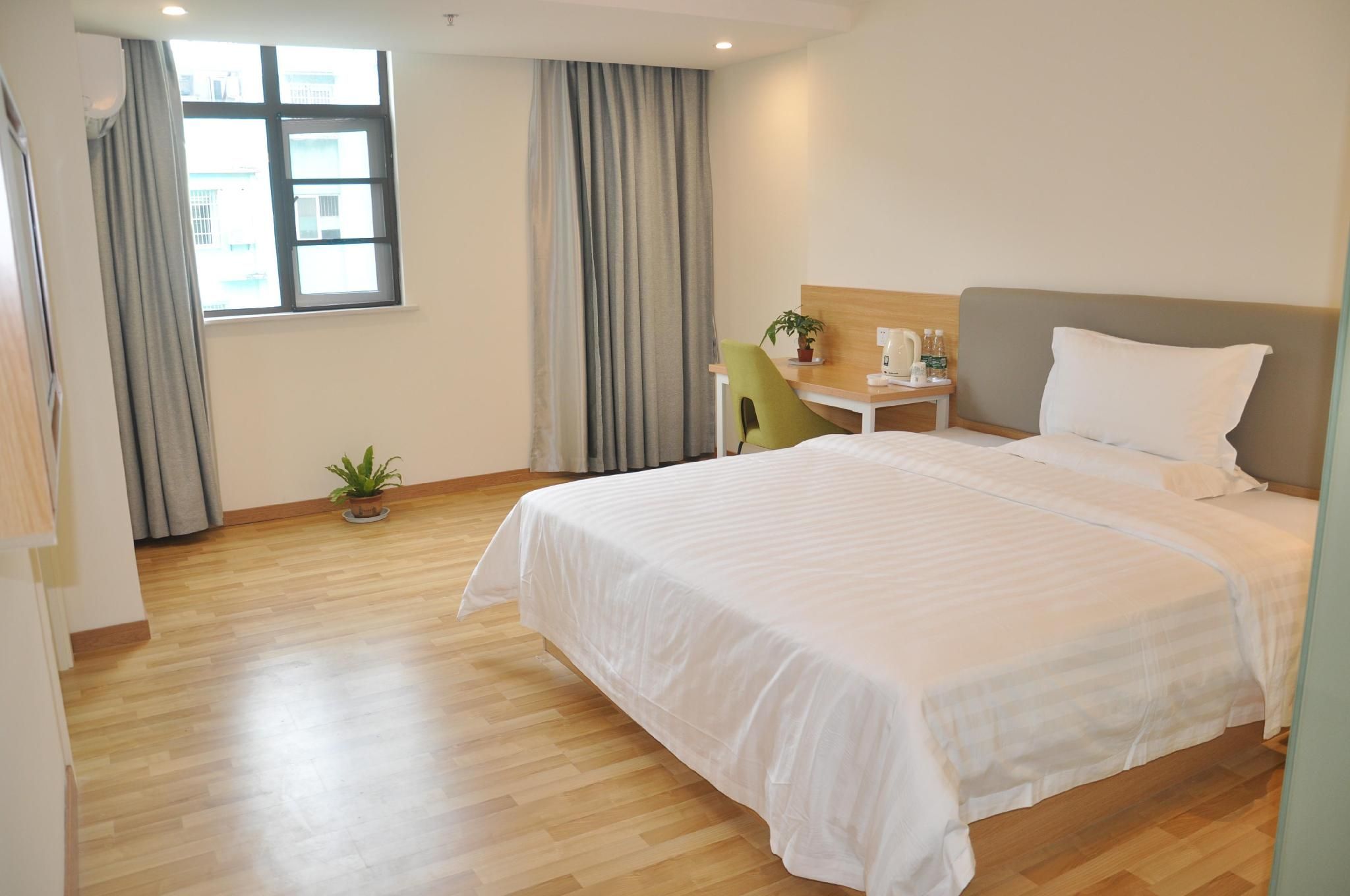 Select Bed Room