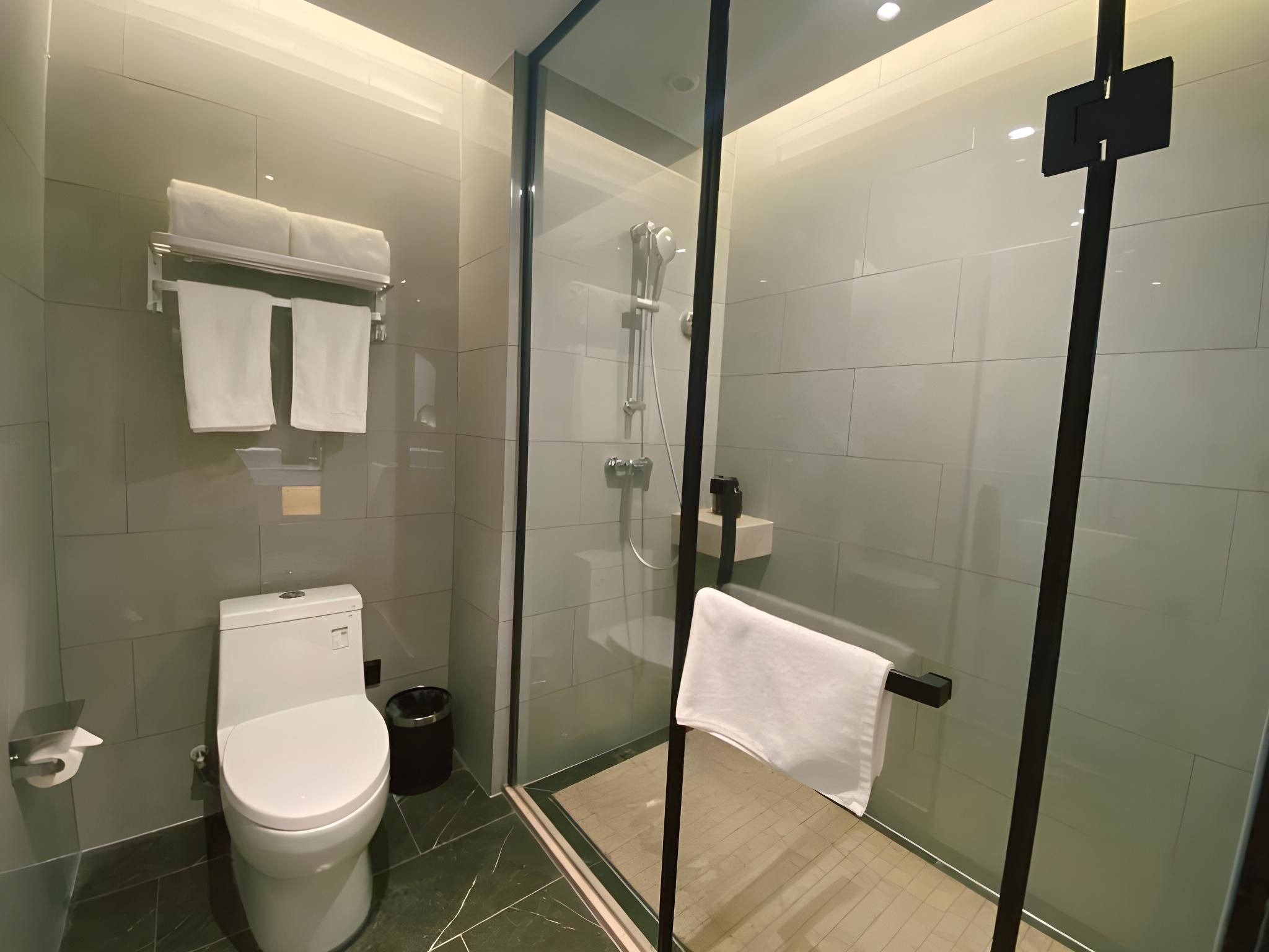 2 Bed Twin Superior Room