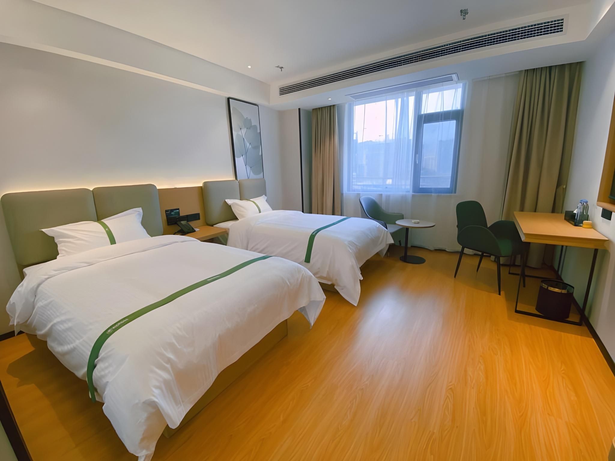 Featured Twin Room