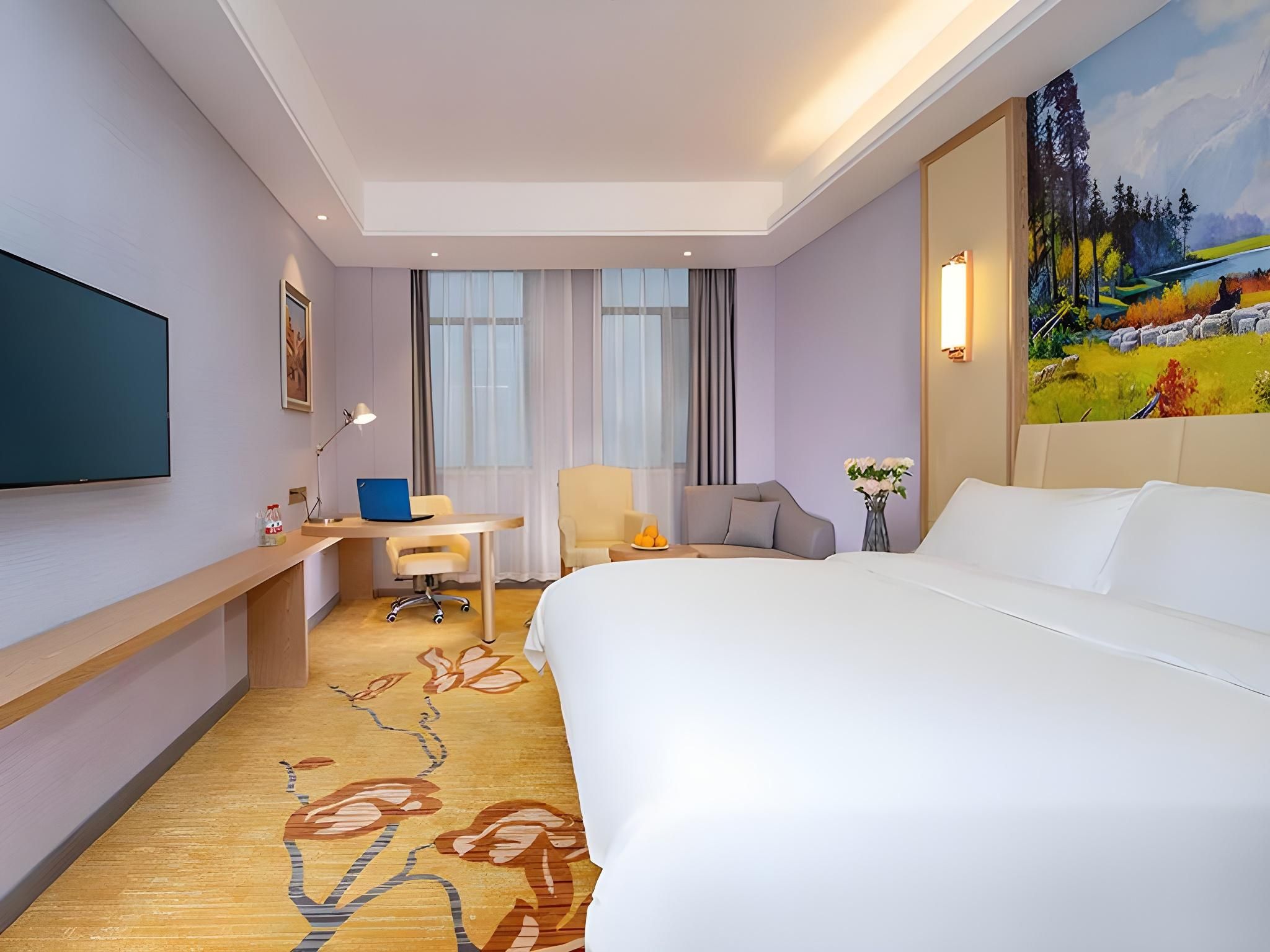 Business King Room