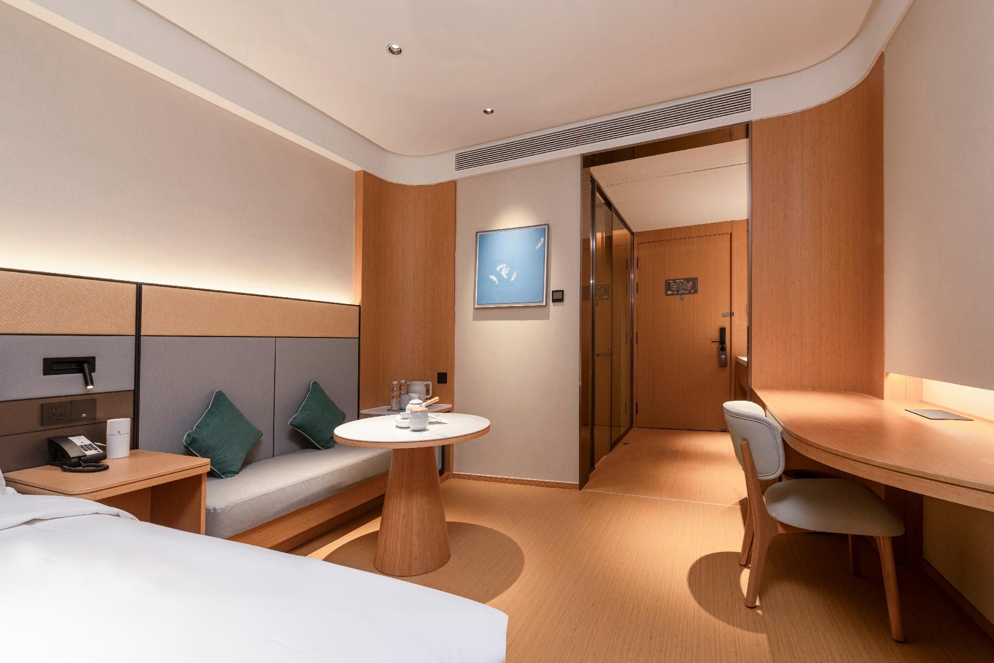 Huazhu - Superior BedRoom