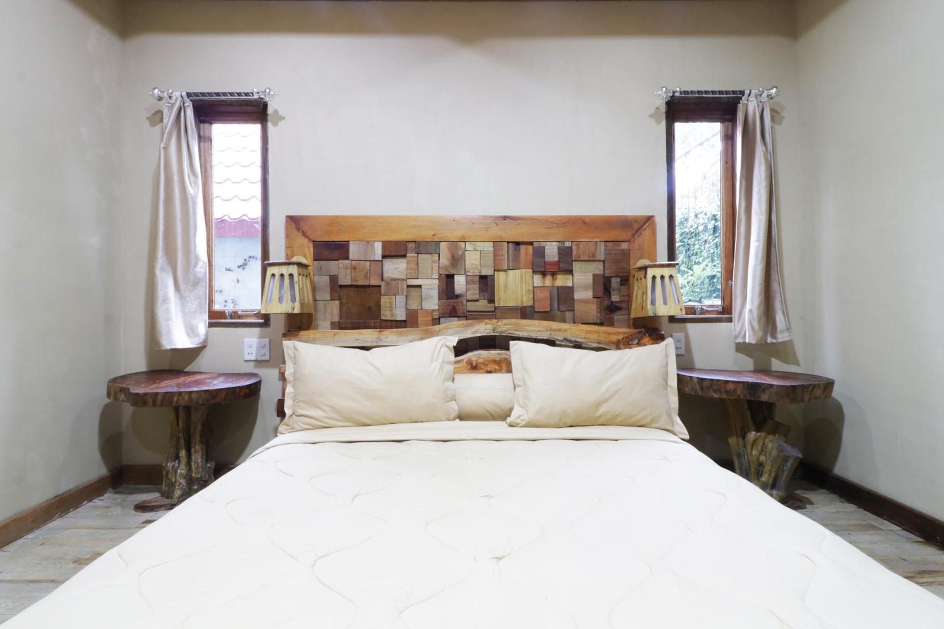 Alloyna Country Cottage Large Double Room 3