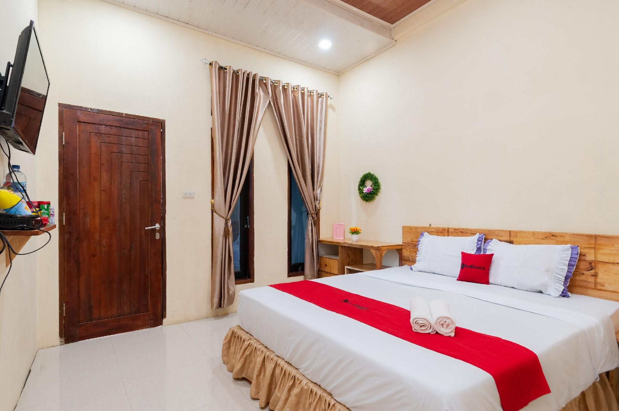 RedDoorz Sapo Rumbia 2 Berastagi Premium Room